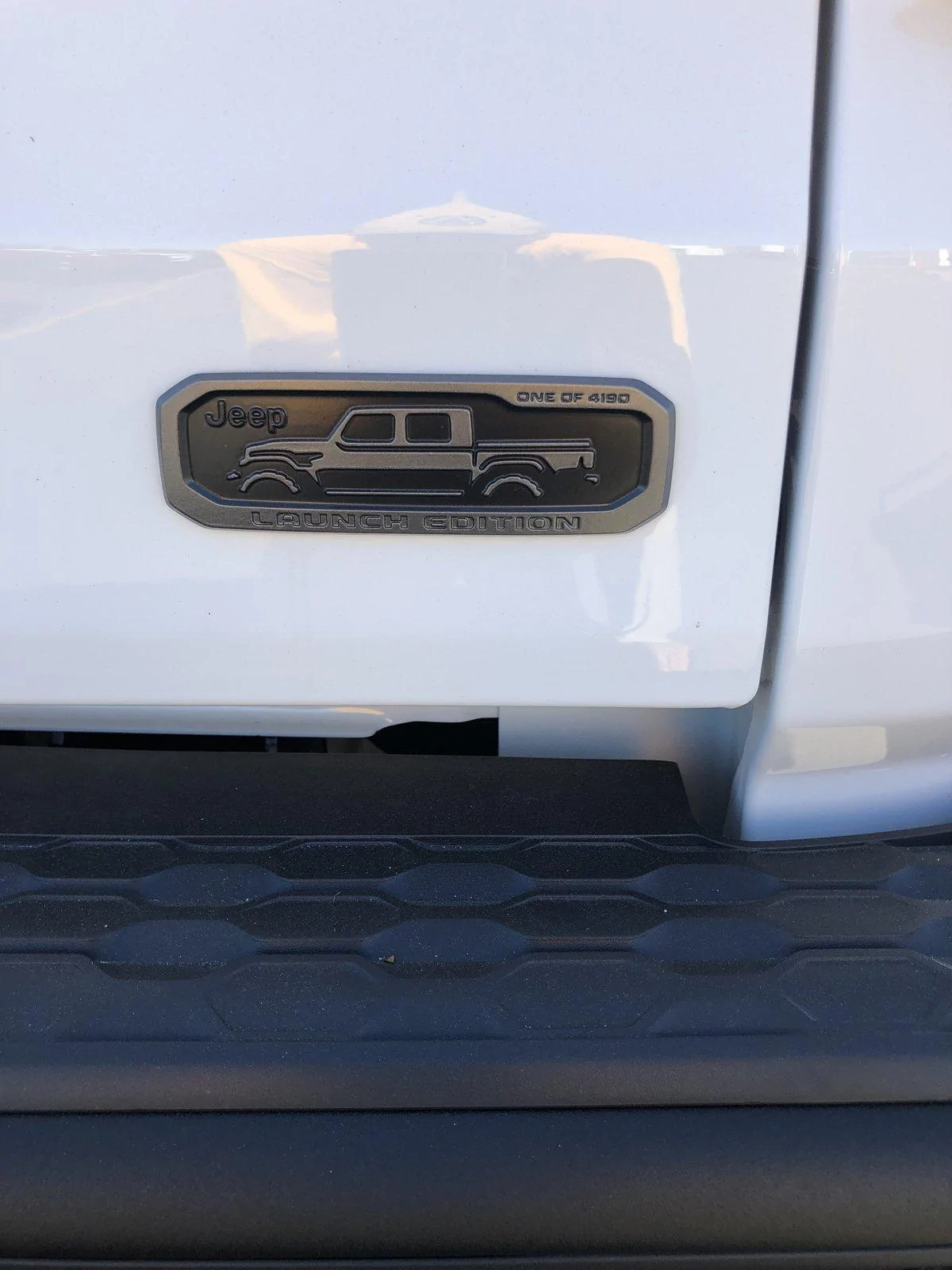 Jeep Gladiator BRIGHT WHITE Gladiator JT Club FE7D240D-A935-4A1E-94DC-AA4A3AA4FAEB