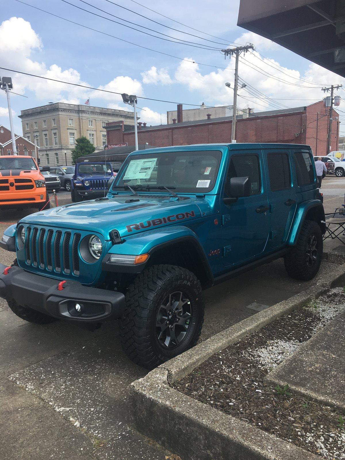 Jeep Gladiator I wonder if Bikini color will be on the Gladiator one day? F93153DC-BB17-4E72-AF54-4975275C4409