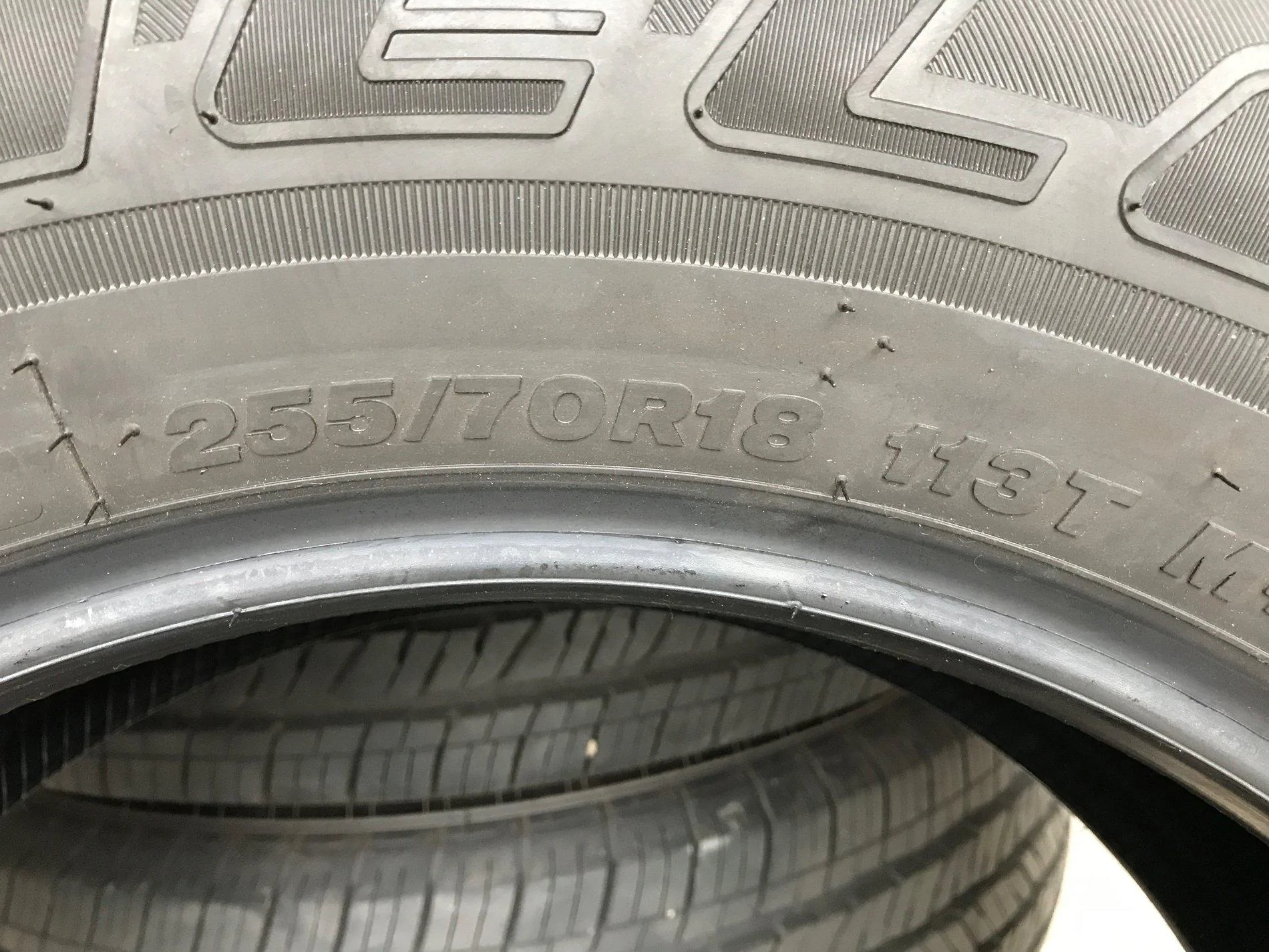 Jeep Gladiator Four Bridgestone Dueler 685 tires - 255 70R18 - Gladiator takeoffs IMG_3608