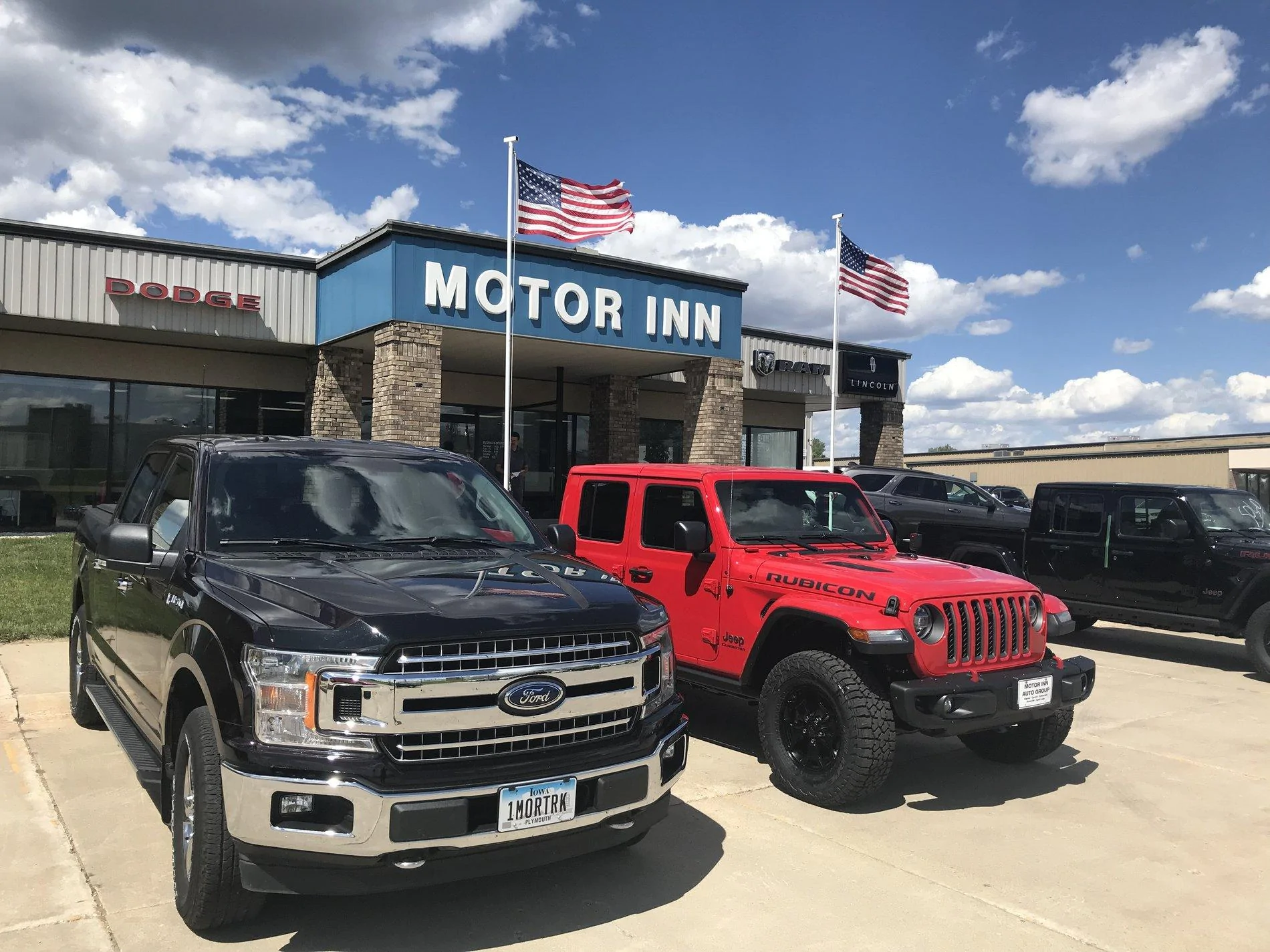 Jeep Gladiator Below Invoice Discussion @ Motor Inn of Spirit Lake 4650751C-D413-4B4A-BB5E-AAA001378D7F