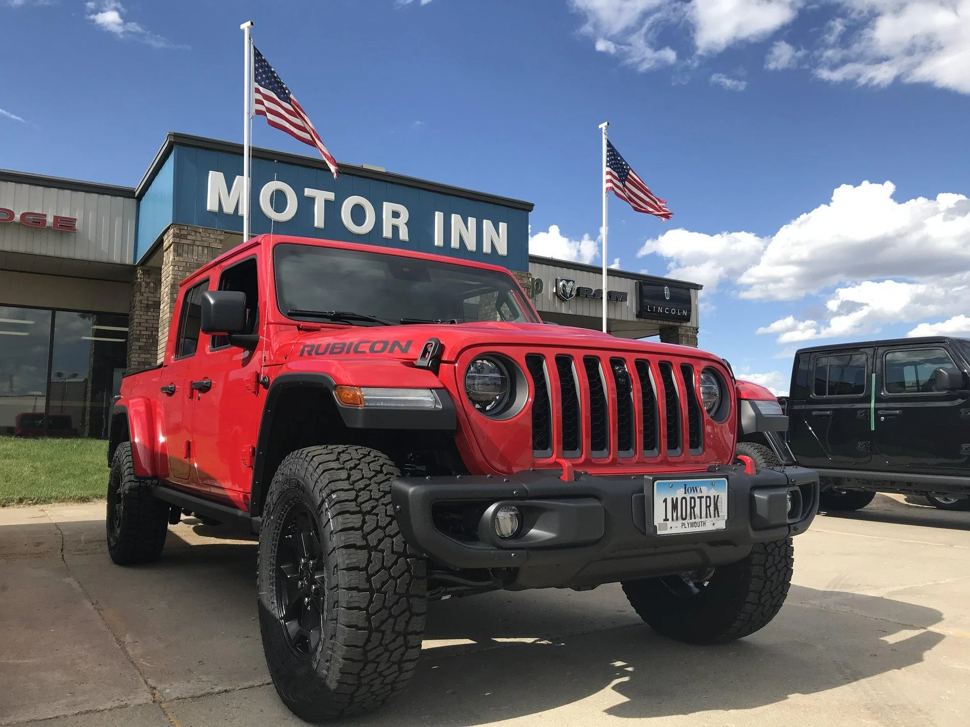 Jeep Gladiator LAUNCH EDITION Gladiator JT Club 20CB2AEF-5AFF-4A32-8066-BD23FB7A856F