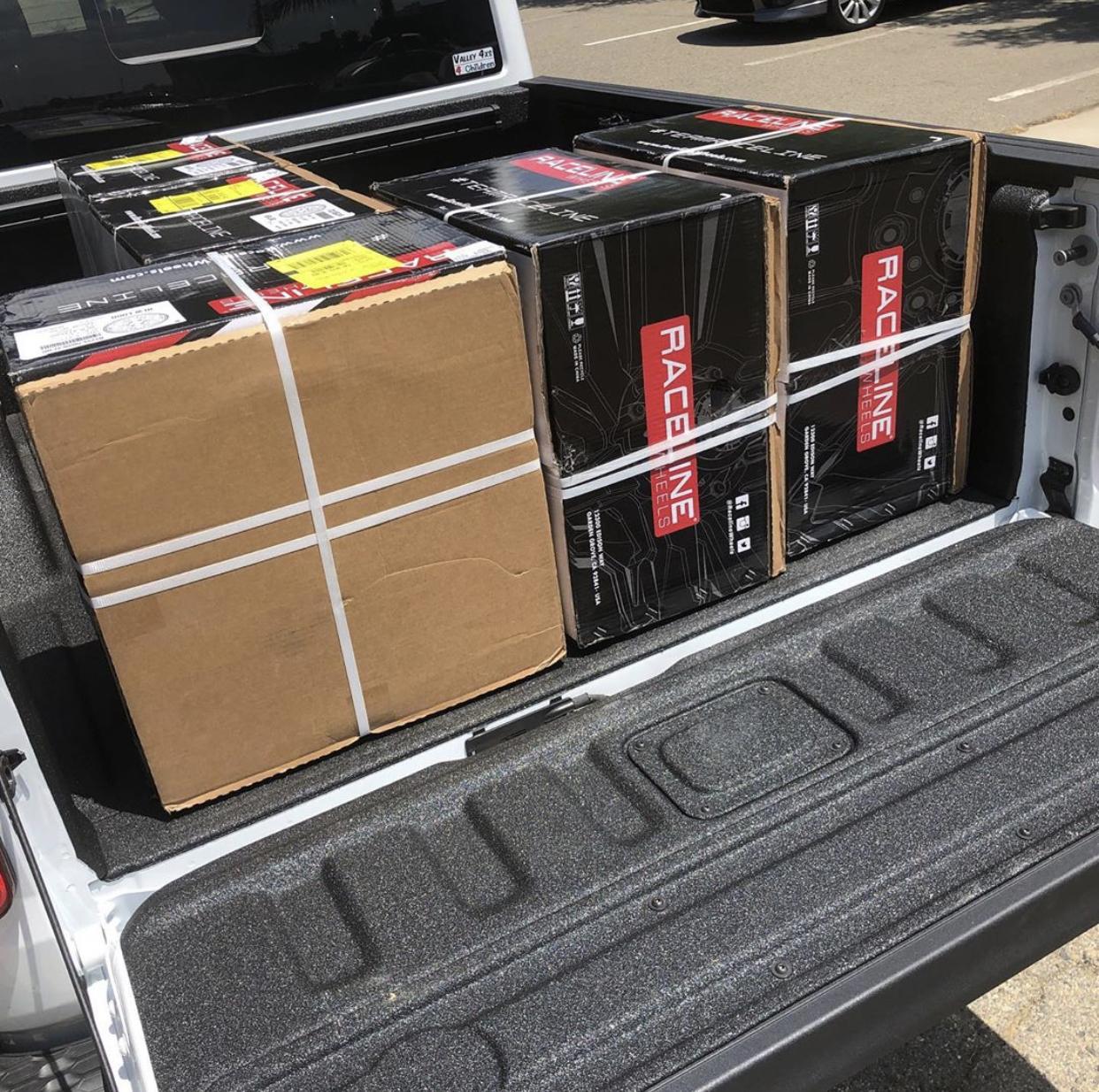 Jeep Gladiator Finally the bed hauling... 23C9843A-C056-49A7-8C3B-12C341A6FC6C
