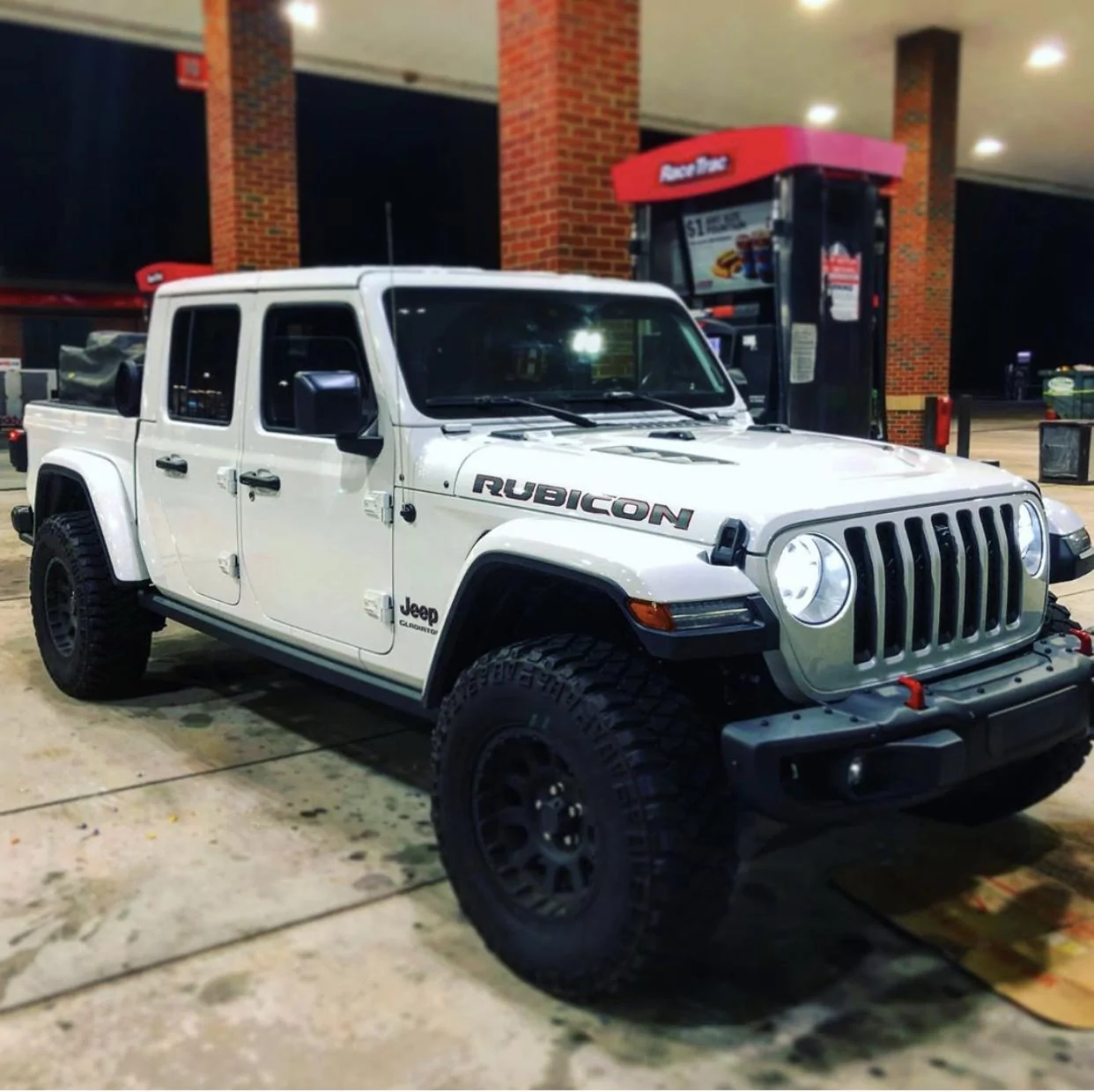 Jeep Gladiator Finally the bed hauling... F2858040-CAD8-45F7-AA05-3BB327DA8BD9