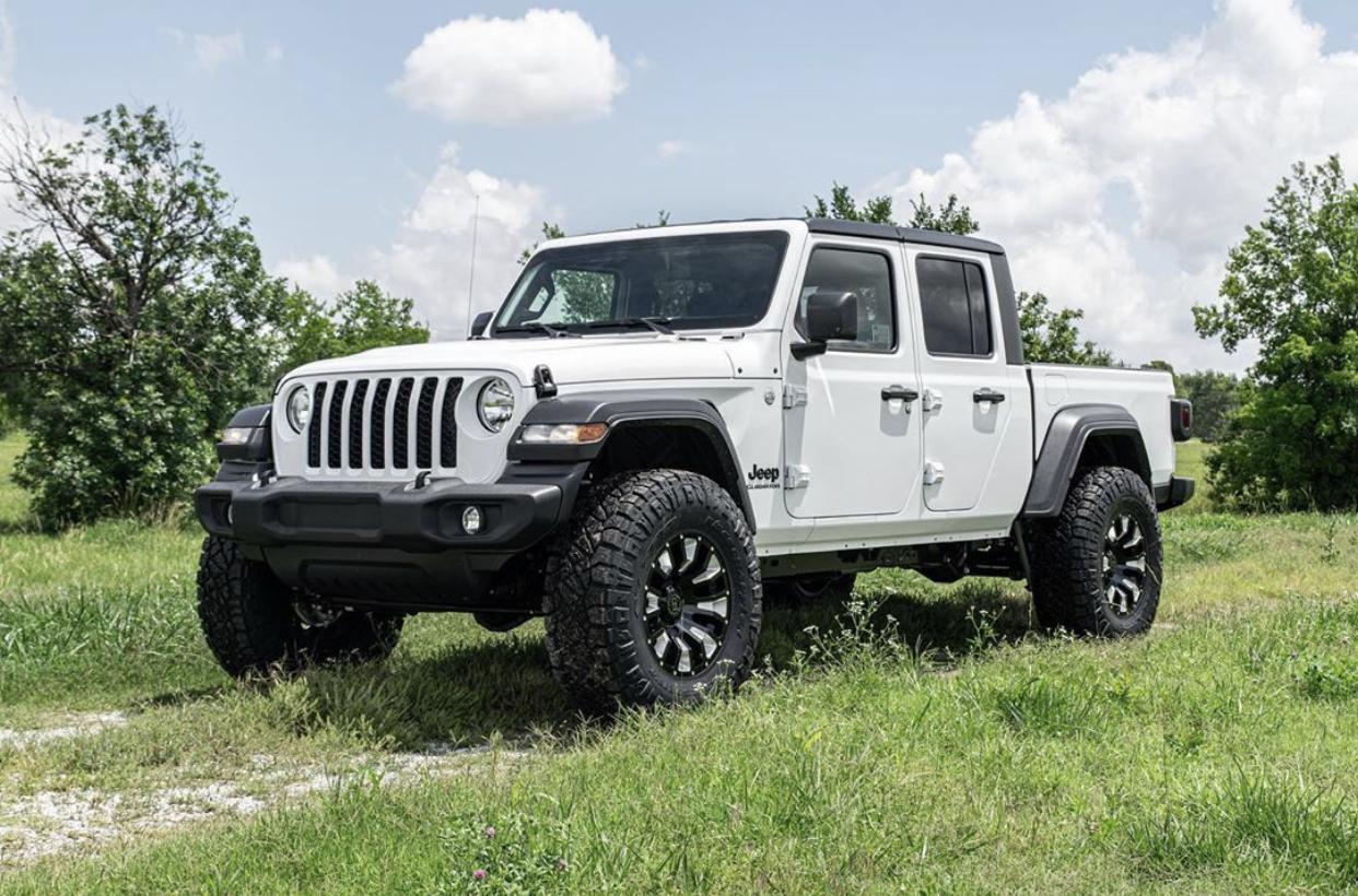 Jeep Gladiator BRIGHT WHITE Gladiator JT Club EB5D4EA9-F770-4C84-A394-F31D08BA7981