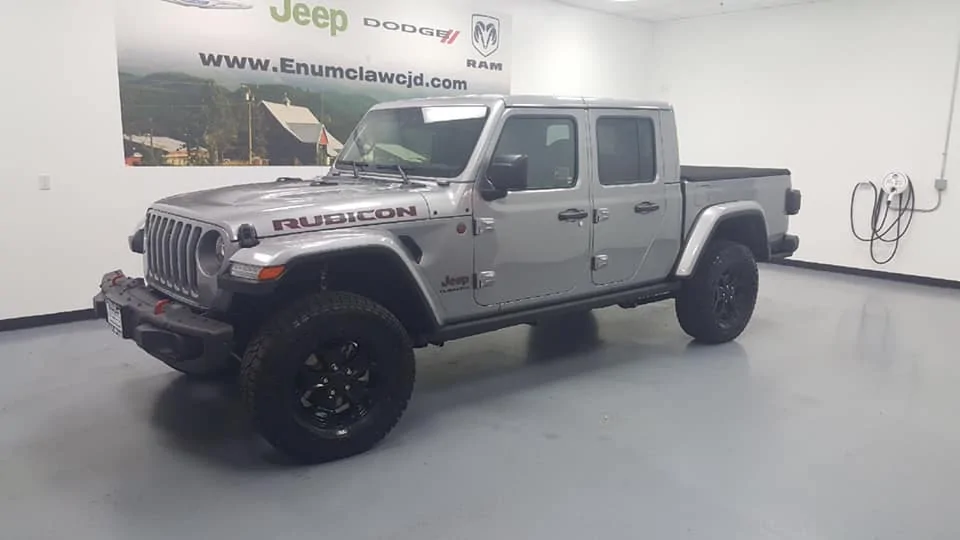 Jeep Gladiator BosRacing JT PreRunner 62484852_2199916316744916_6567857237354610688_n