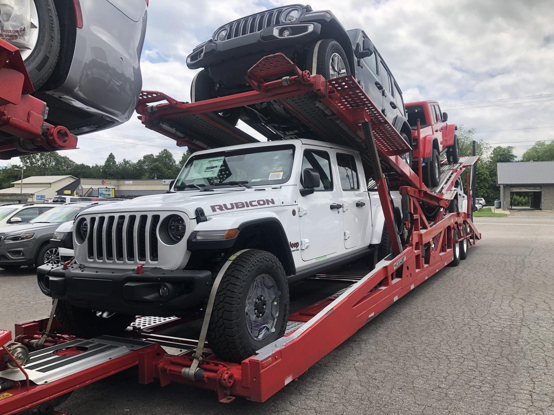 Jeep Gladiator LAUNCH EDITION Gladiator JT Club 446CDAEC-E3E5-4B22-A9F9-725485B9FB42
