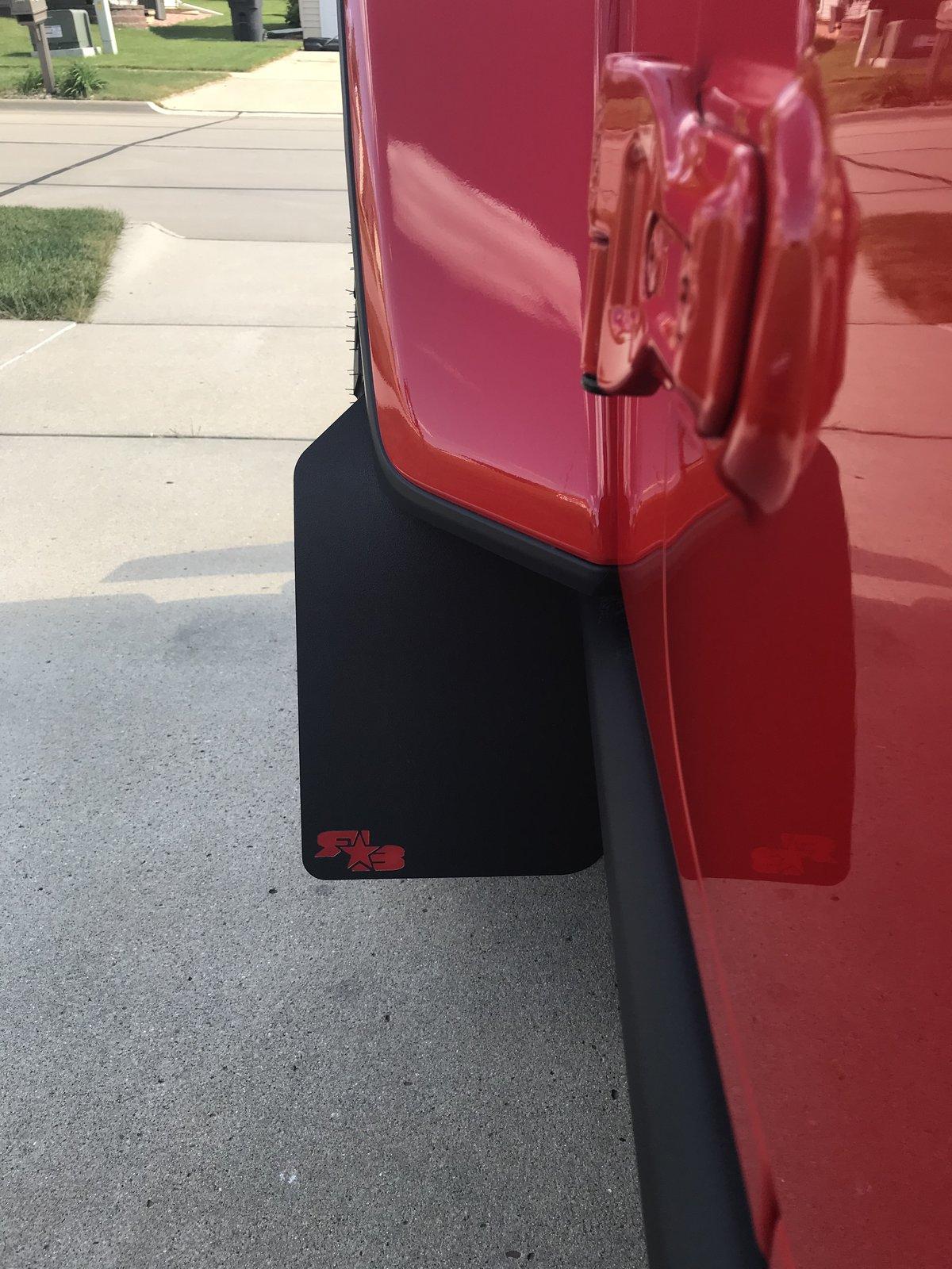 Jeep Gladiator Glad Grandpa Firecracker Red LE Build B8125893-8502-472A-A31E-B647F4B586DD