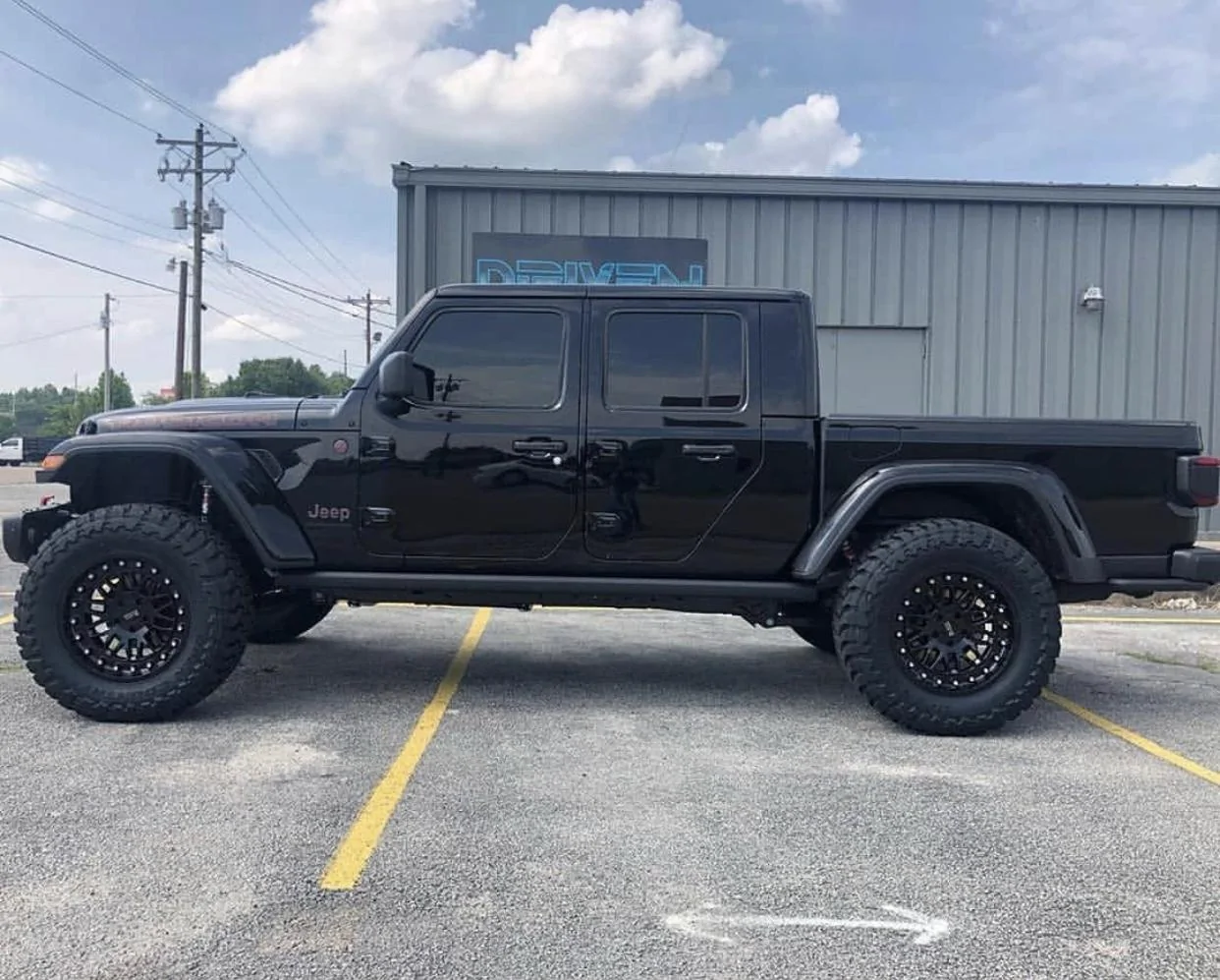 Jeep Gladiator BLACK Gladiator JT Club 29E8BBCE-F1C9-4797-B42B-CE99E16A9EB2