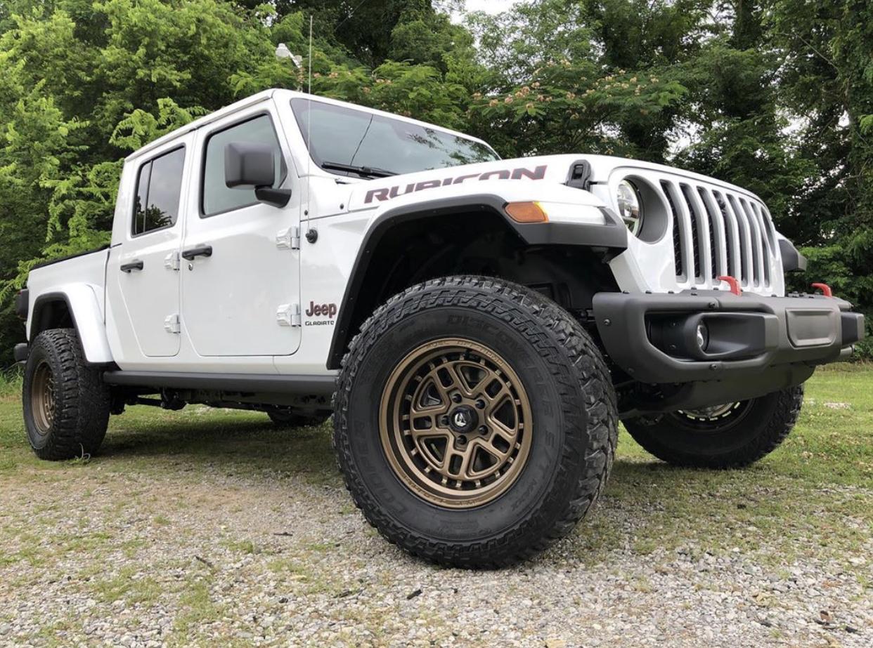 Jeep Gladiator BRIGHT WHITE Gladiator JT Club F36068F3-8132-4F63-A3B6-72B4F0CFE615