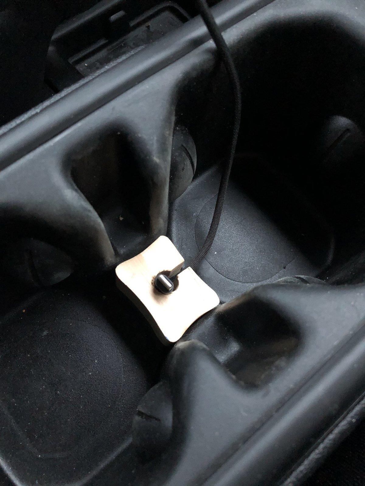 Jeep Gladiator Prototype phone dock adaptor for key holder D8-8aAjXoAA1Oek