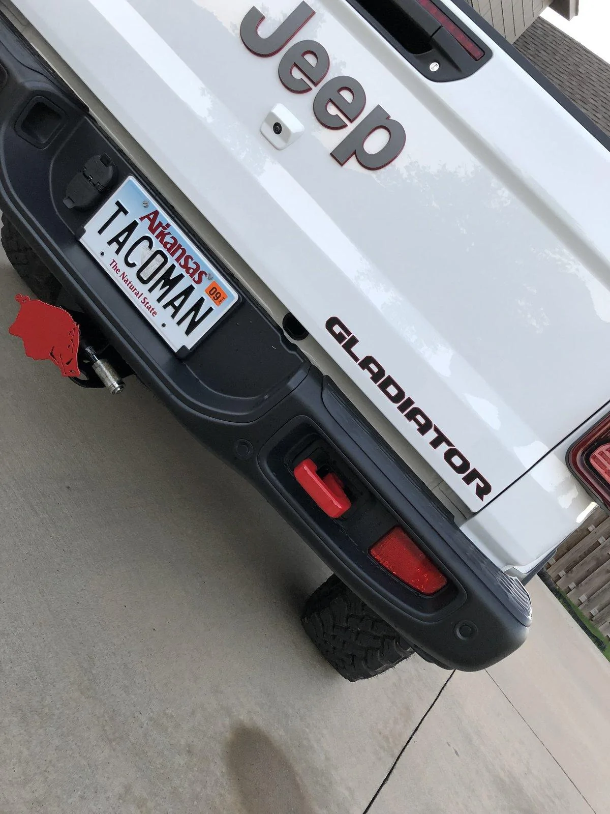 Jeep Gladiator "JEEP" tailgate badge mods? FAE8D553-8089-4FE9-AAD1-31B3736628ED
