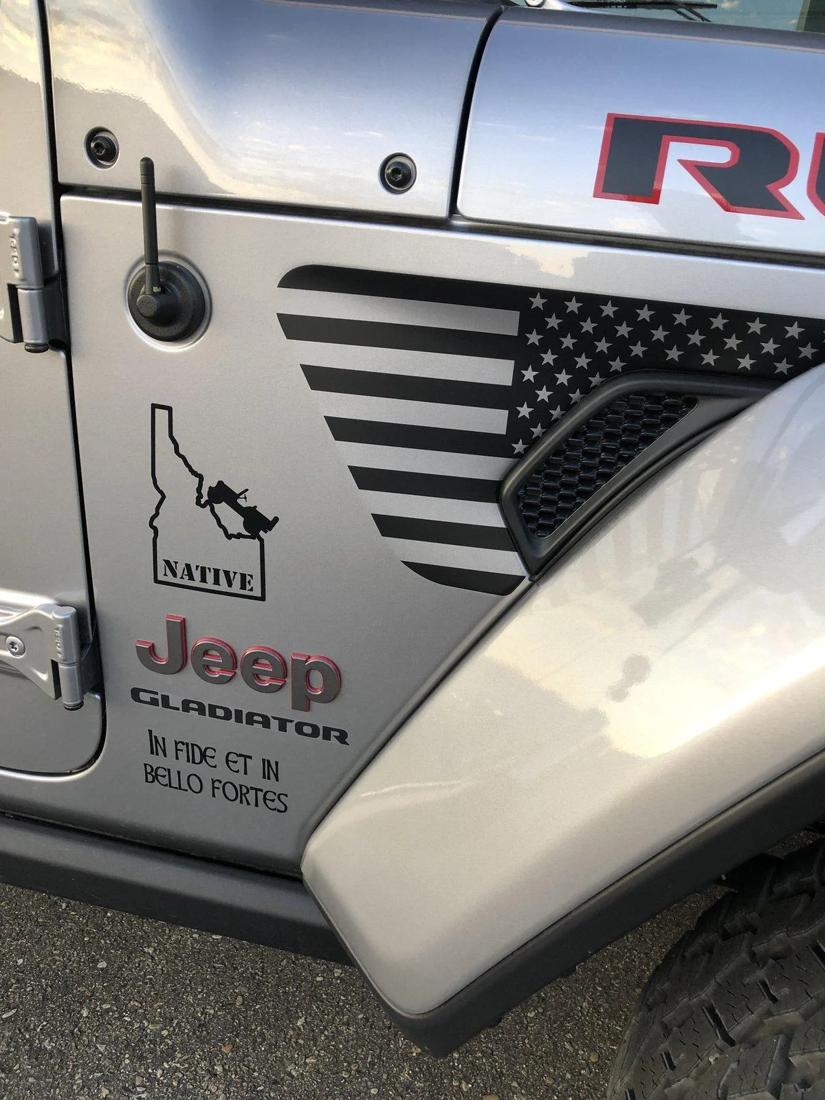 Jeep Gladiator Looking for a Flag Decal Guinea Pig with an eye for Photos 081EFA82-45F3-4D40-9772-ECCA2A2F0A5E