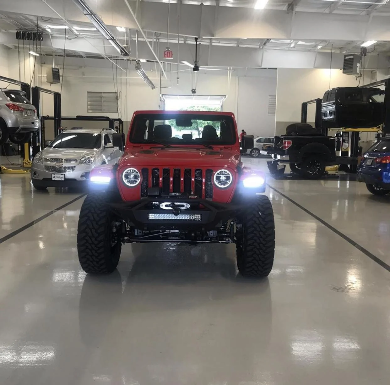 Jeep Gladiator FIRECRACKER RED Gladiator JT Club 8C0FF53D-BAB2-4AED-BD36-78CF8BD212DF