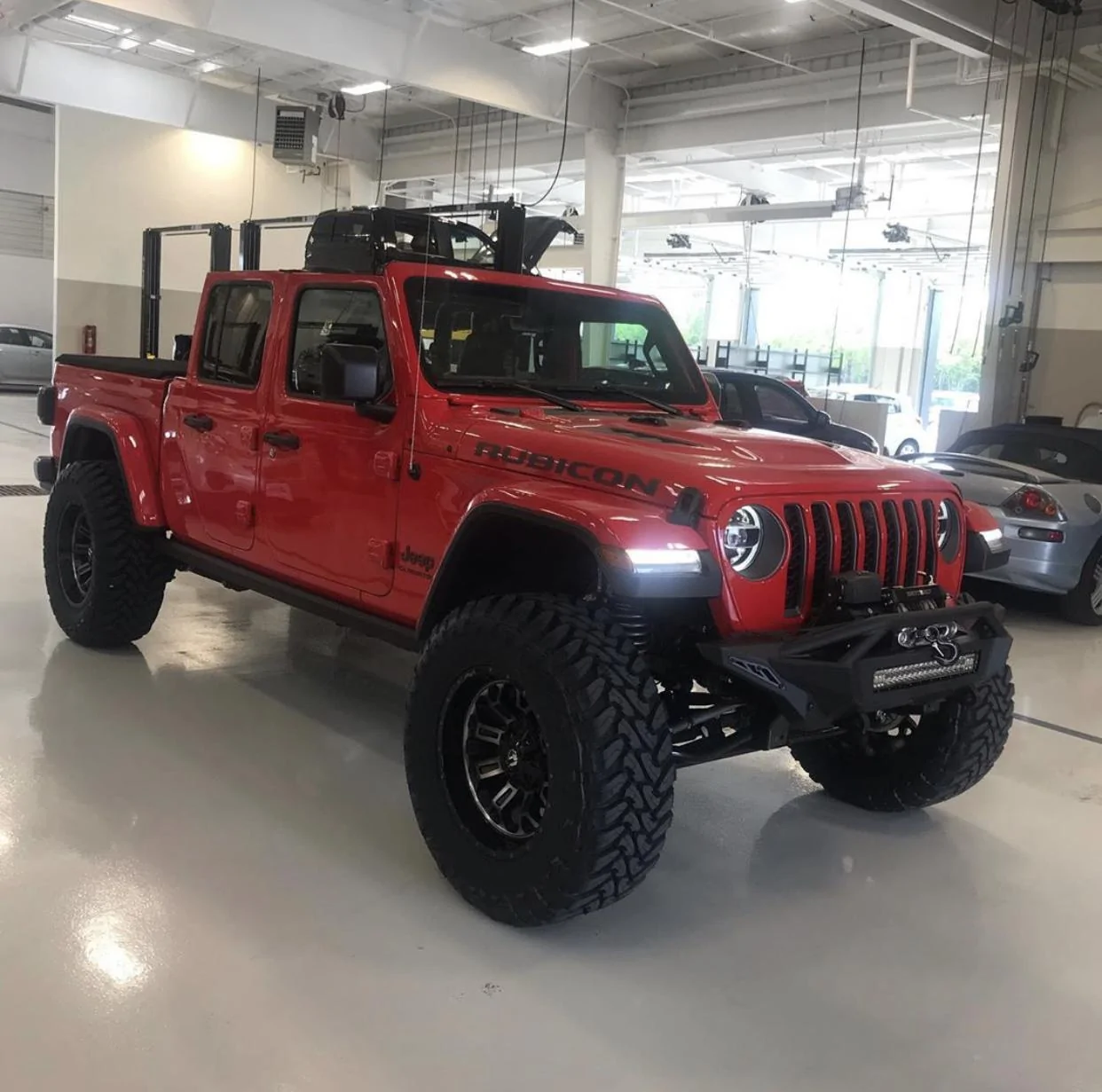 Jeep Gladiator FIRECRACKER RED Gladiator JT Club 393E7642-EB8A-4415-A474-72F5273708D3