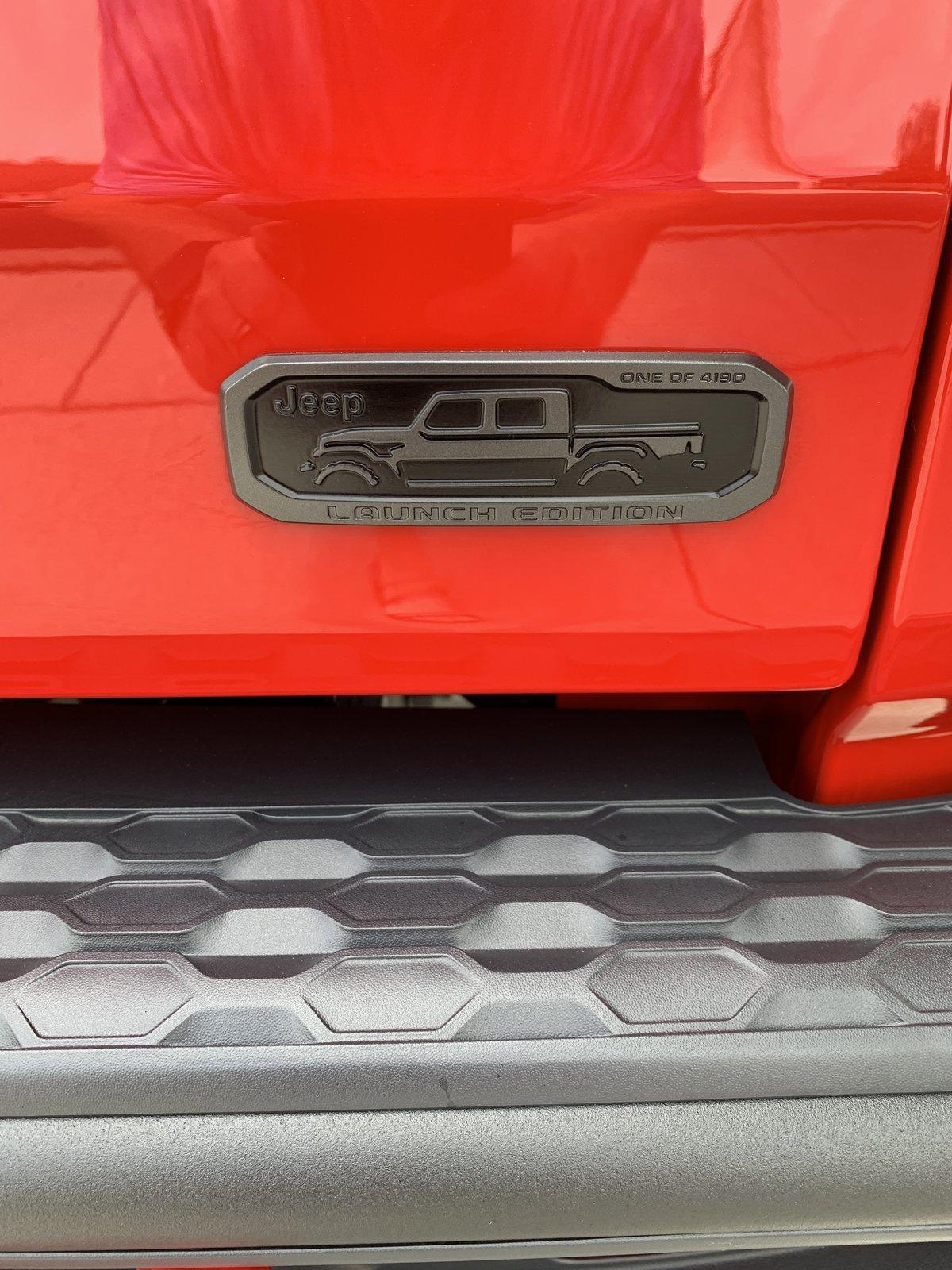 Jeep Gladiator Launch Edition Buyers Club 0357E6E1-B464-4F64-B46E-FA0ABA1A42A9