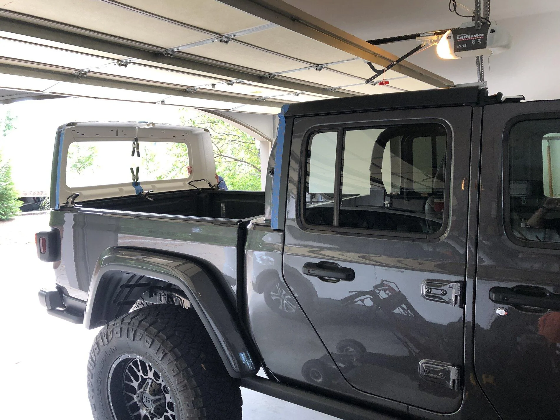 Jeep Gladiator Gladiator Expedition Rigs 321D1C77-A405-46AF-B38D-BA8527DD7571