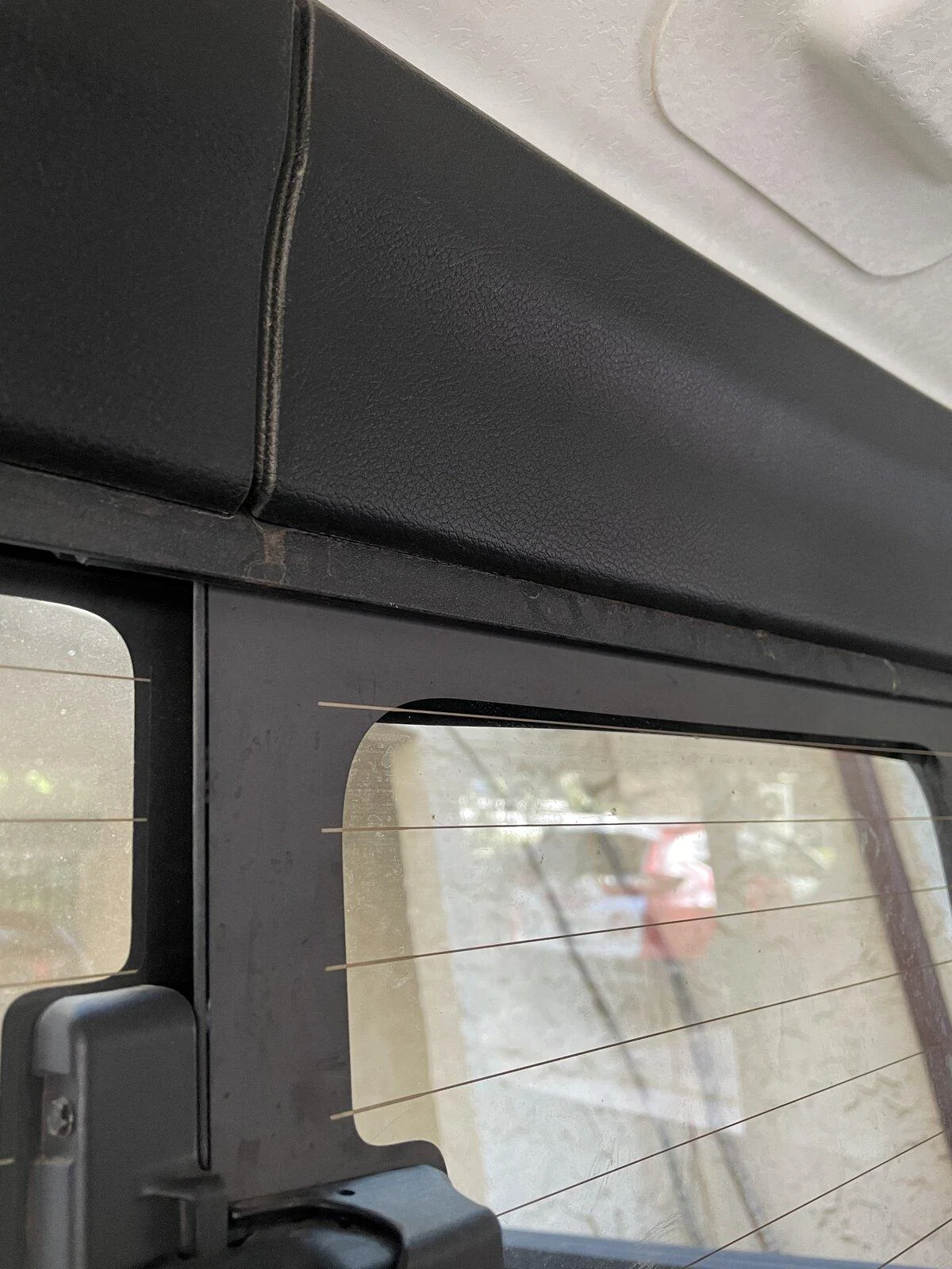 Jeep Gladiator Roof leak in back C98F2A7E-5FA9-4193-9AAC-4CCEFAB9C082