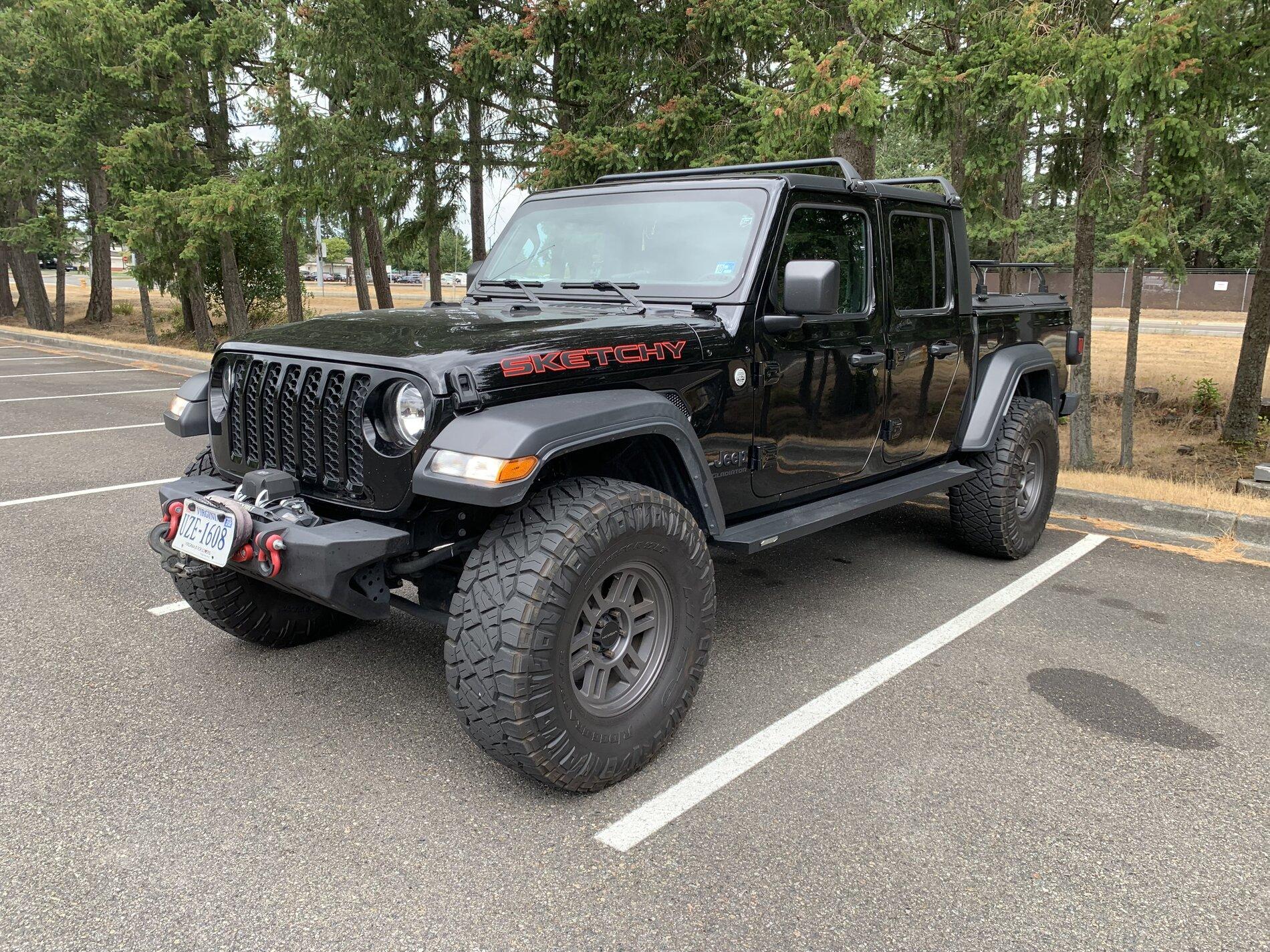 Jeep Gladiator 2020 Gladiator Sport S w/ MODS IMG_1134