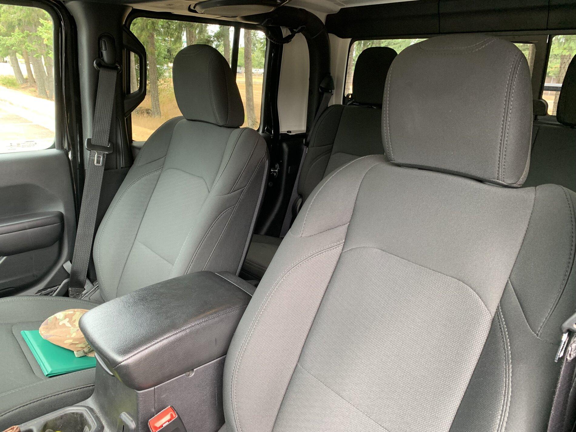 Jeep Gladiator 2020 Gladiator Sport S w/ MODS IMG_1138