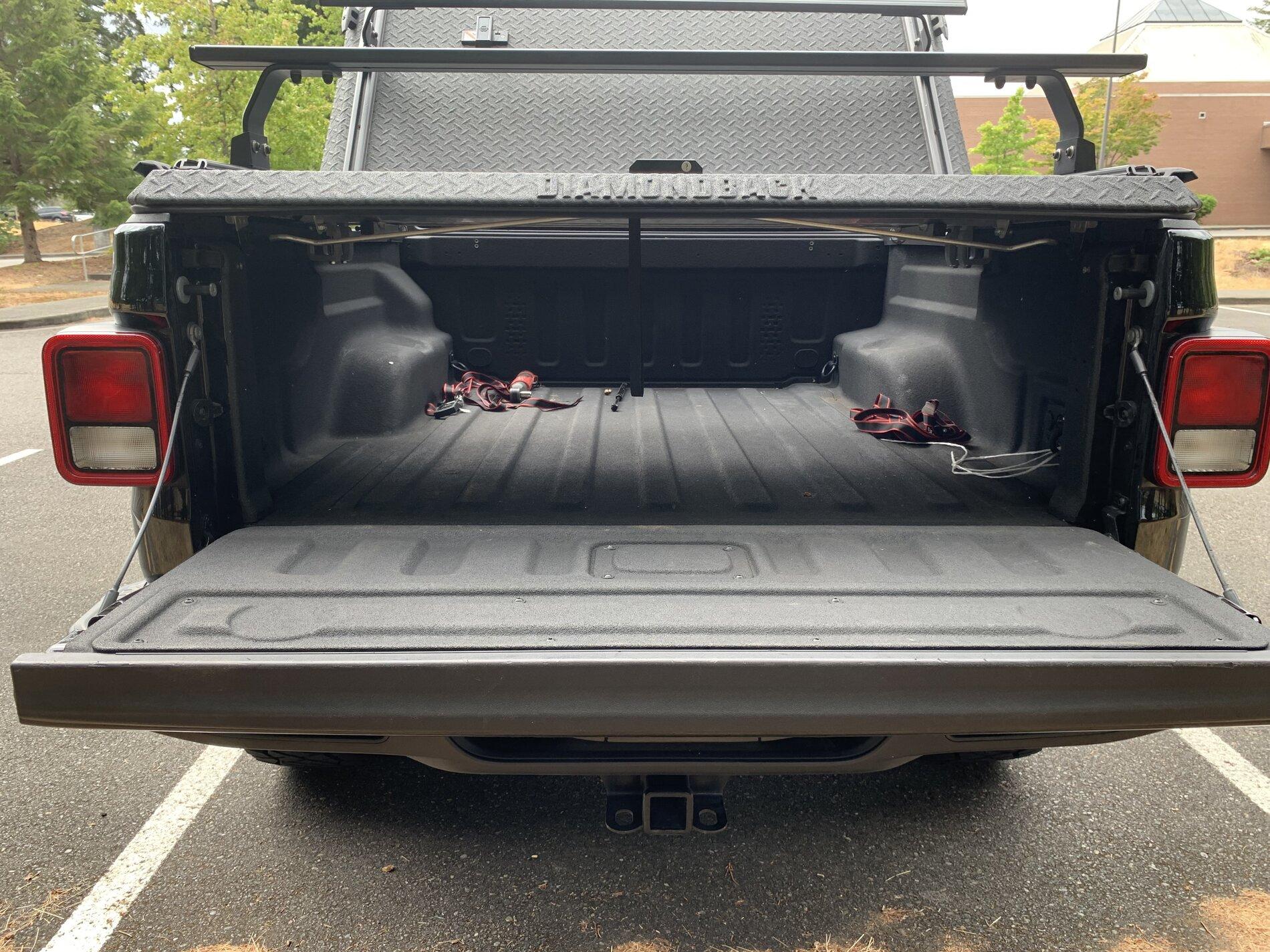 Jeep Gladiator 2020 Gladiator Sport S w/ MODS IMG_1140