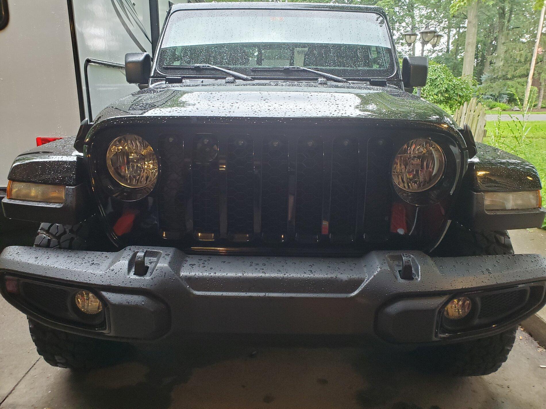 Jeep Gladiator Marker lights. 20210729_101416
