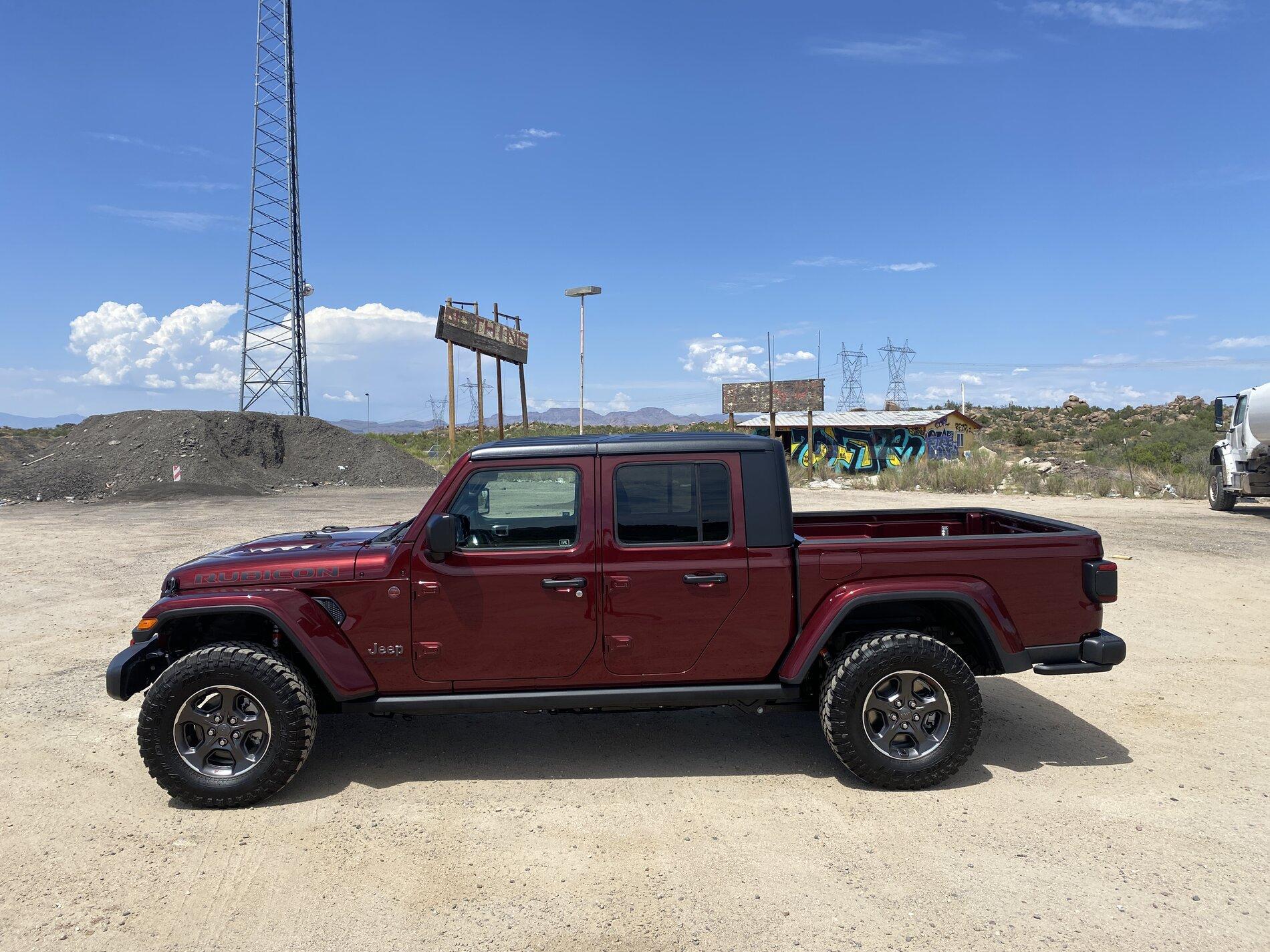 Jeep Gladiator Took Delivery of Your JT? Sign in Here! IMG_9206.JPG
