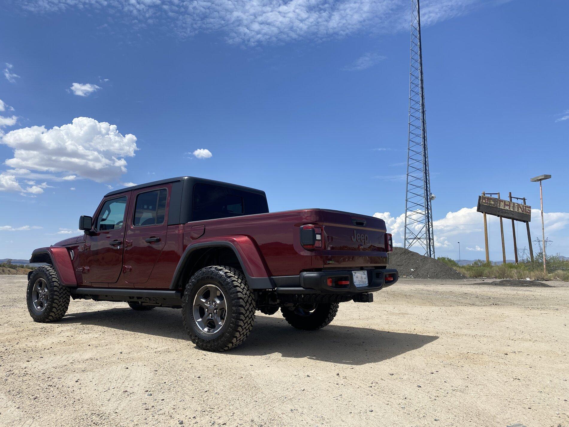 Jeep Gladiator Took Delivery of Your JT? Sign in Here! IMG_9208.JPG