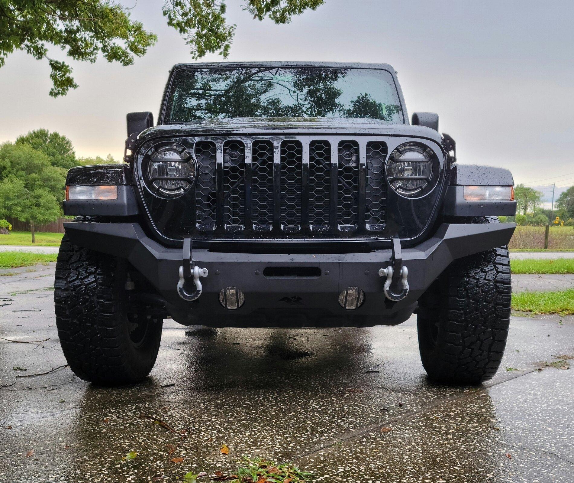 Jeep Gladiator Opinions on this front bumper? 20210813_184749