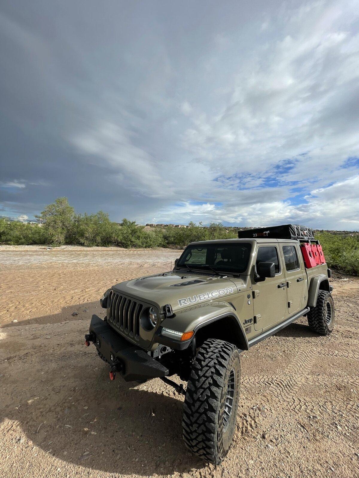 Jeep Gladiator Water in the desert… D5FBA657-F396-46C9-8AF3-C9802919BE8D