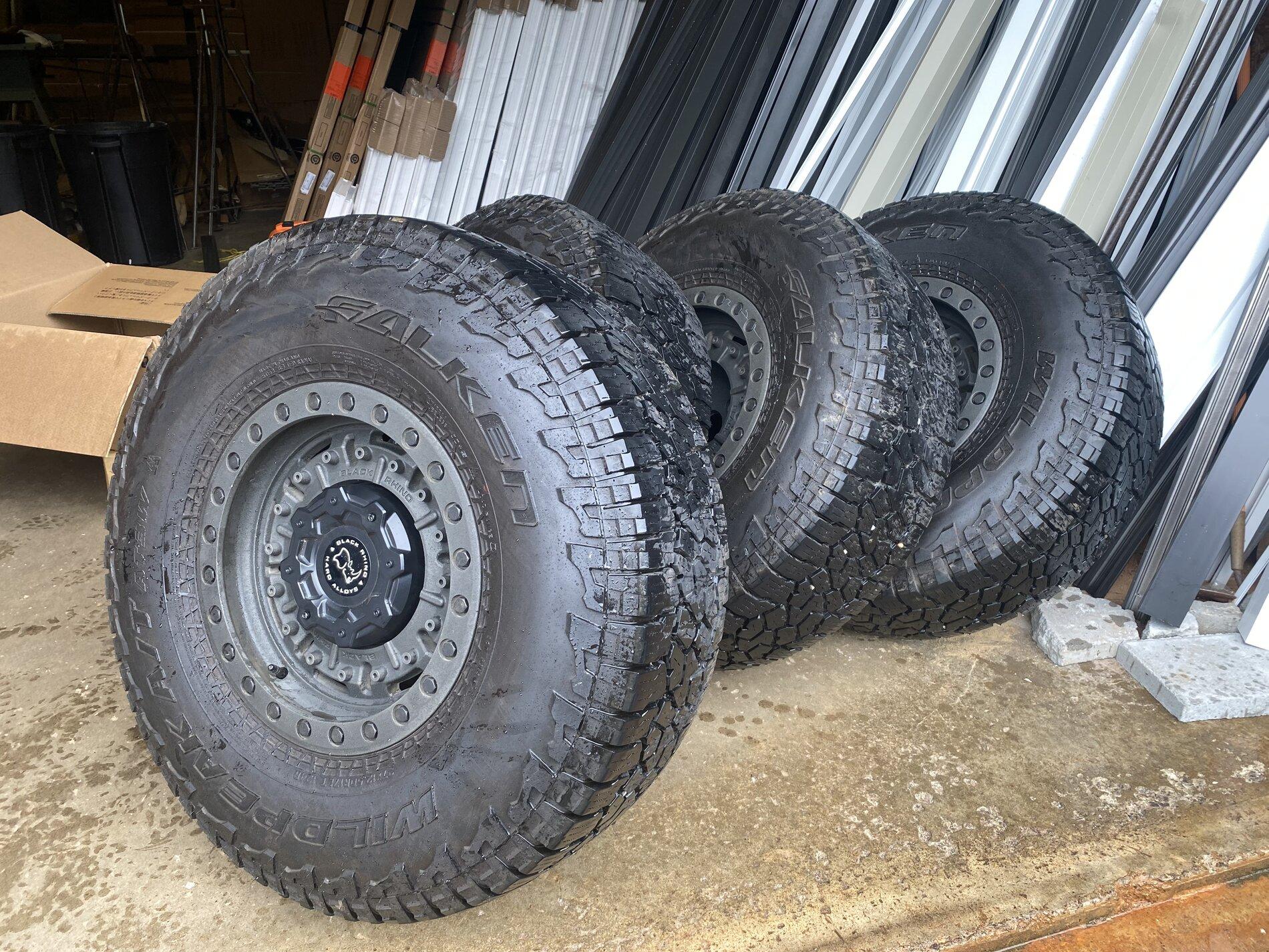 Jeep Gladiator Wheels For Sale 3415D83B-983B-4875-A99F-9DB020D3D8A9