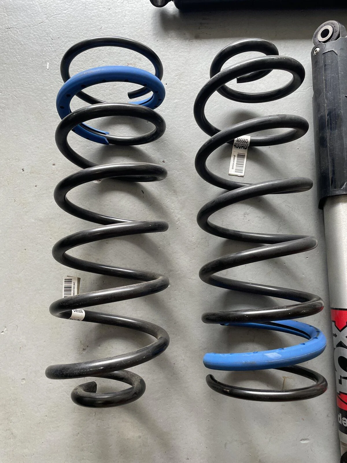 Jeep Gladiator Rubicon Take-off Suspension Parts and Synergy Steering Stabilizer Relocation Kit IMG_6457