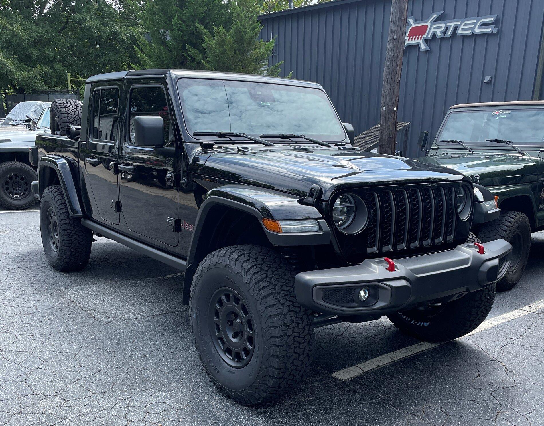 Jeep Gladiator Rubicon Take-off Wheels and Tires IMG_6386.JPG