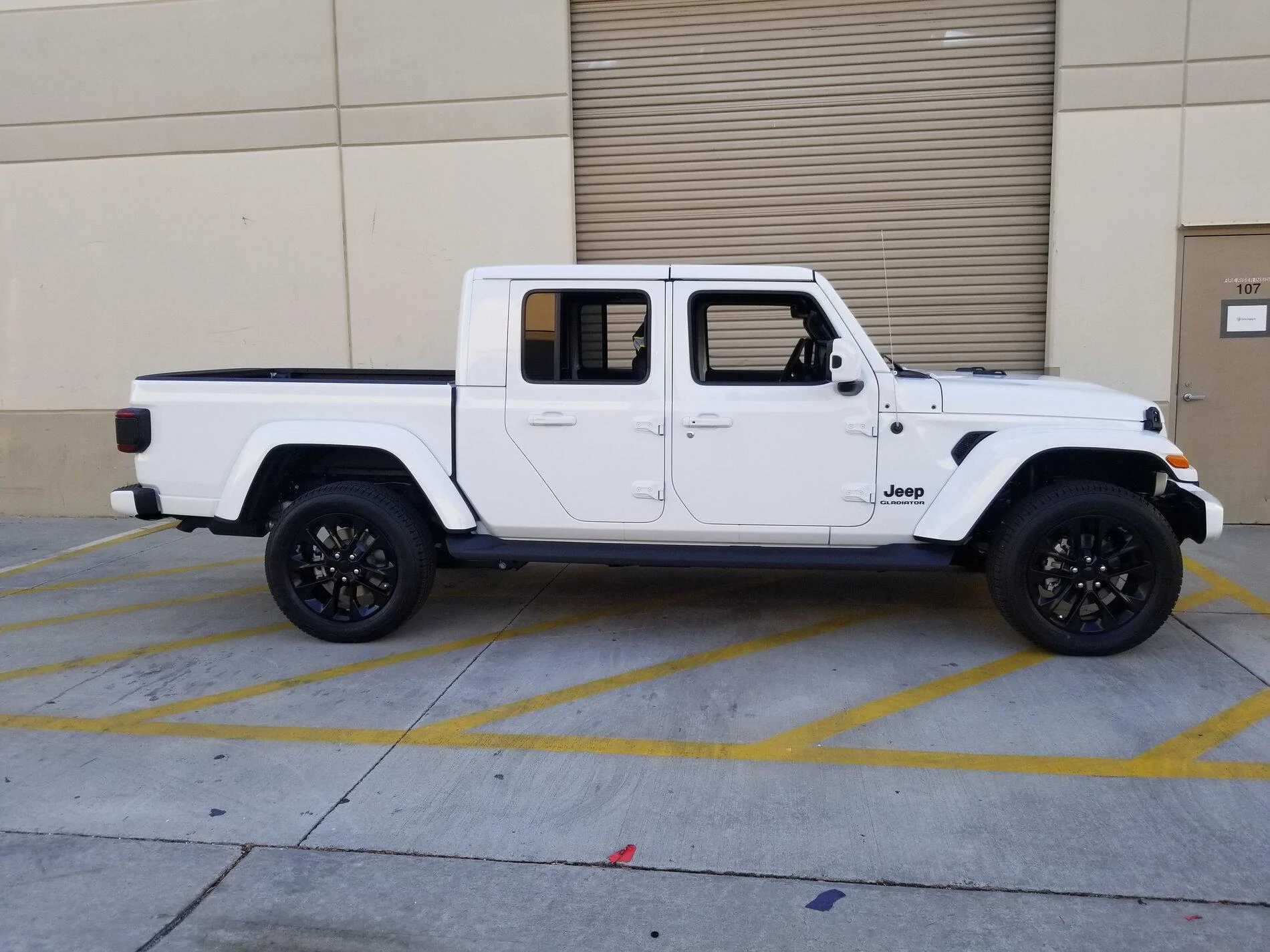 Jeep Gladiator BRIGHT WHITE Gladiator JT Club 20210710_190758