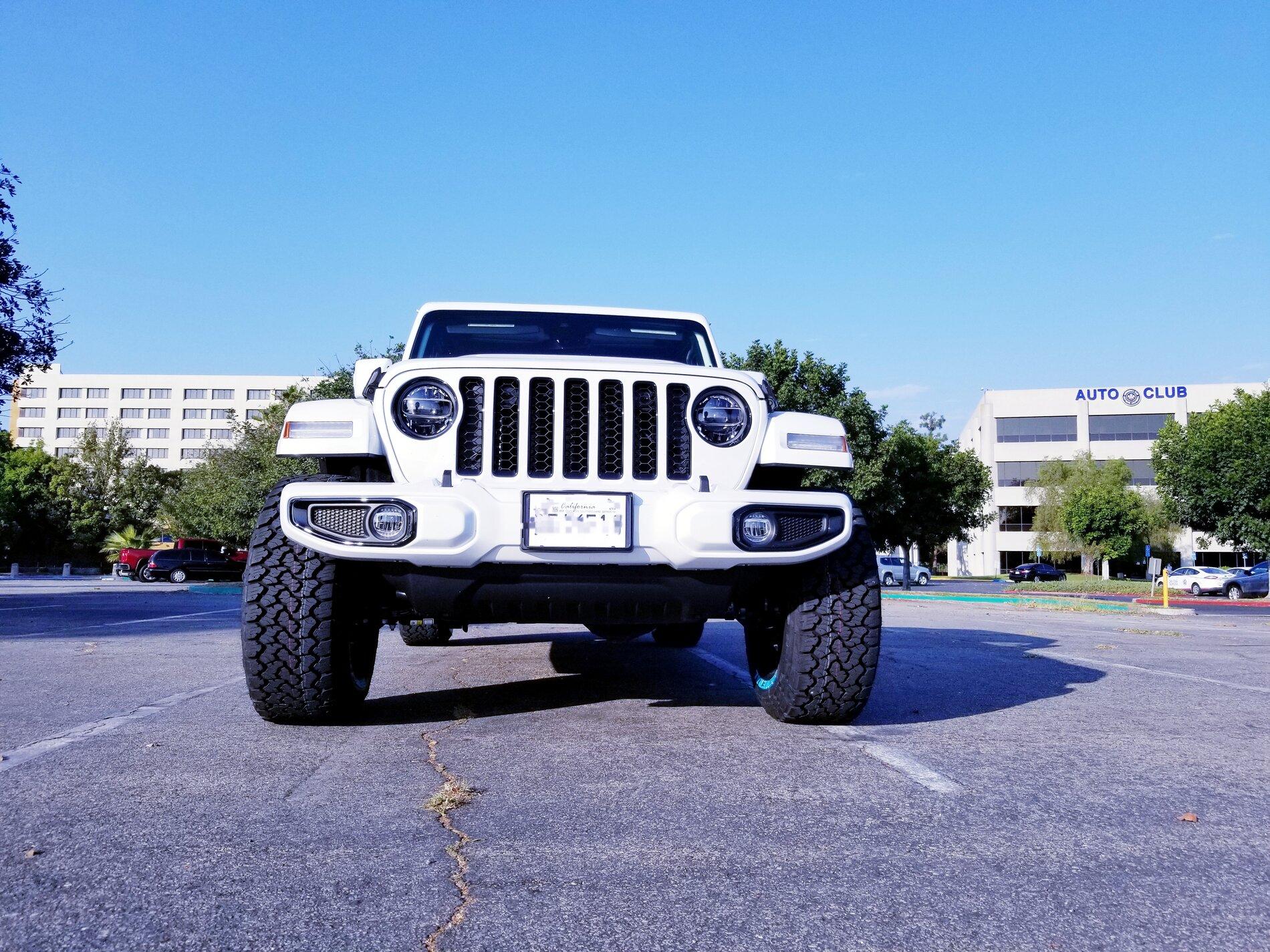 Jeep Gladiator BRIGHT WHITE Gladiator JT Club 20210827_231316