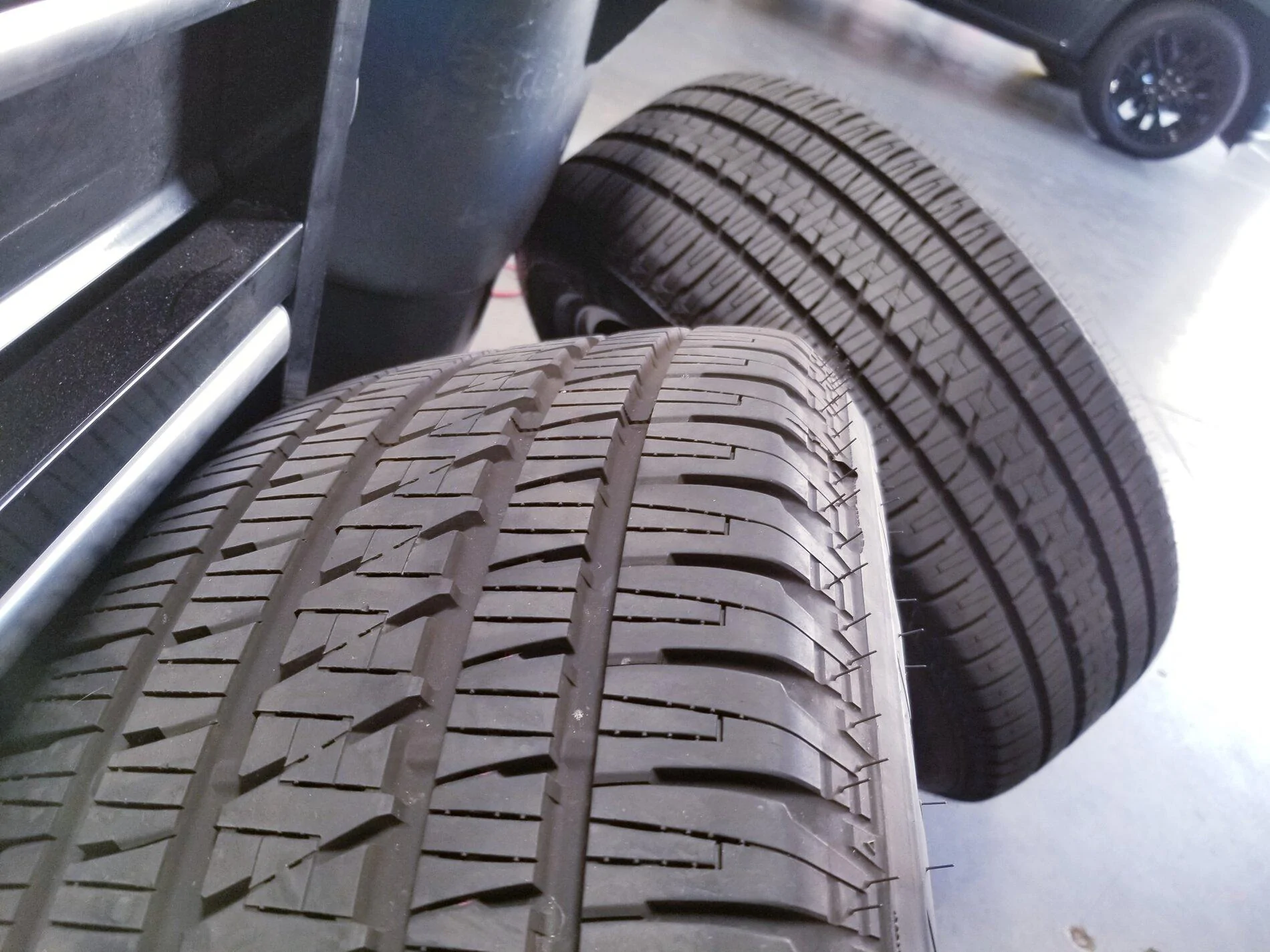 Jeep Gladiator Factory High Altitude 20x8 wheel and tire set. 20210827_231131