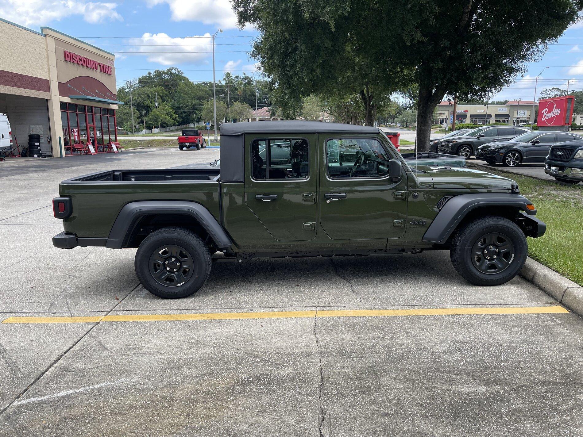 Jeep Gladiator Can Mojave tires fit on Sport S stock wheels?!?! 1EE63061-E831-4C27-8082-2C89E312ED98