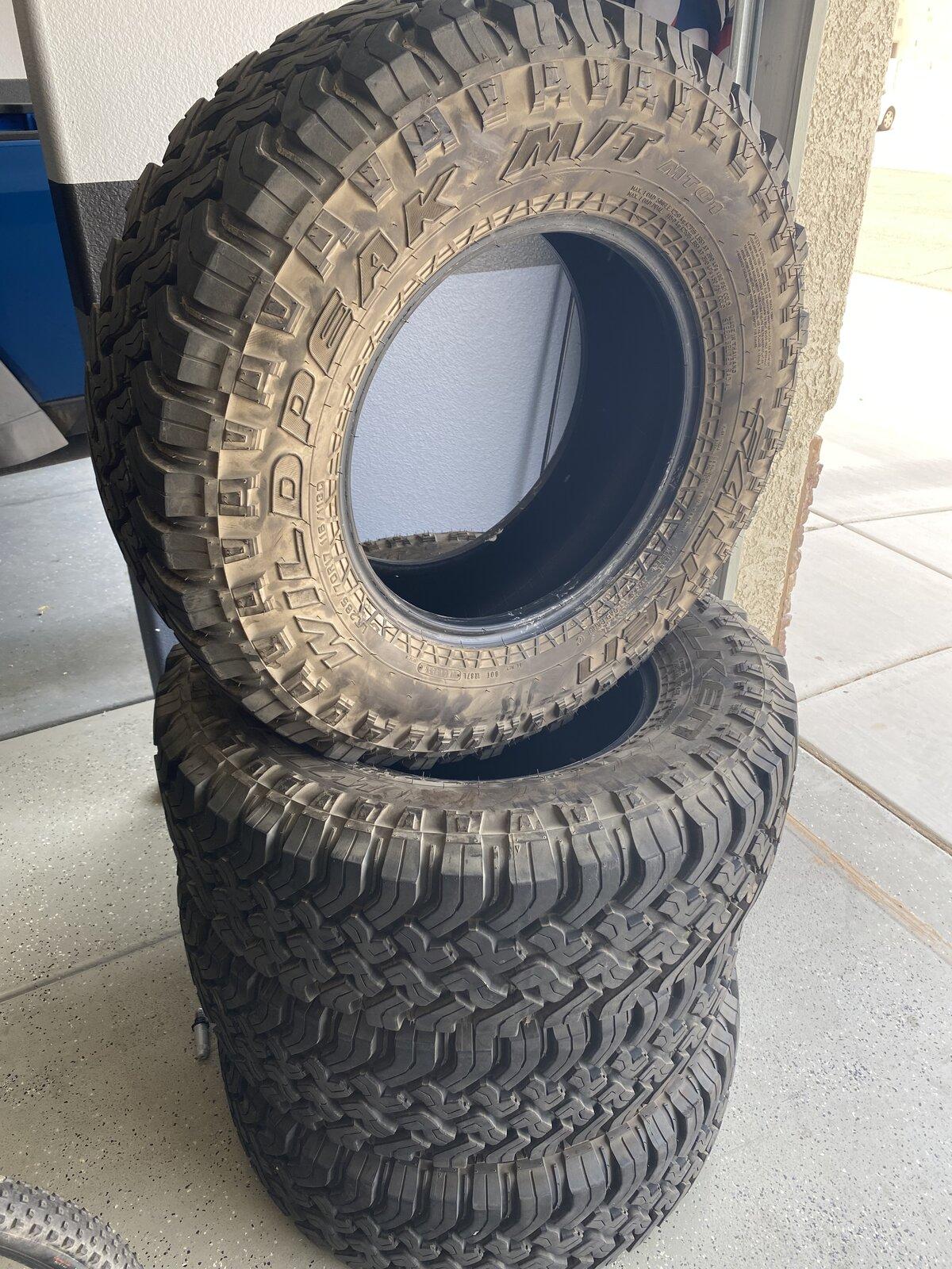 Jeep Gladiator (4) Four Falken Wildpeak MT 2,000 miles AZ 40EE9207-A5A9-45B0-8D5B-E0B540386B78