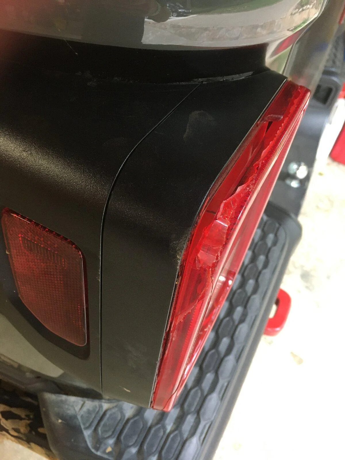 Jeep Gladiator Flush Mount Tail Lights D4E7FA96-DAC1-4A6E-A6A7-90A3939DBDDE