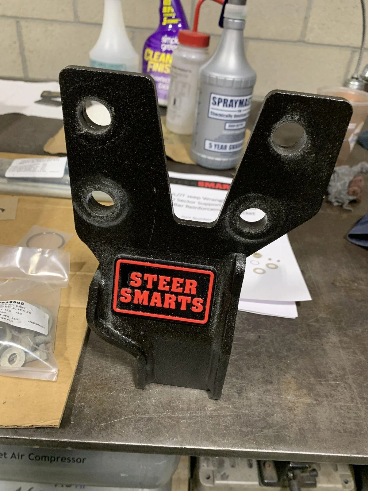 Jeep Gladiator SteerSmart Sector Shaft Reinforcement Bracket 7D19B535-B971-410D-AFDE-1711D67AA797