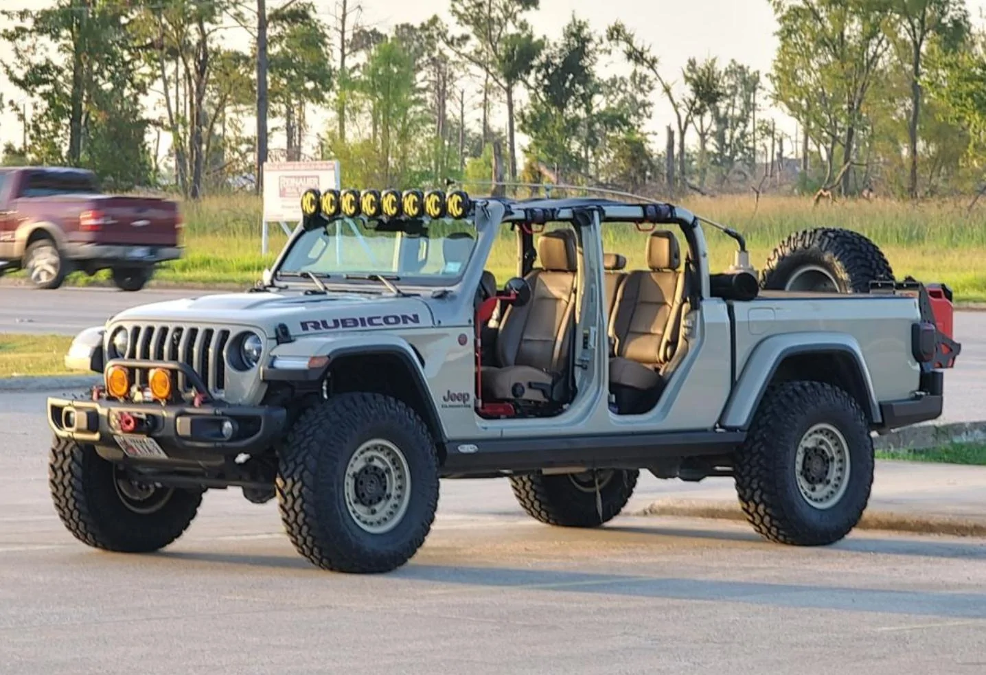 Jeep Gladiator GOBI Gladiator JT Club Left