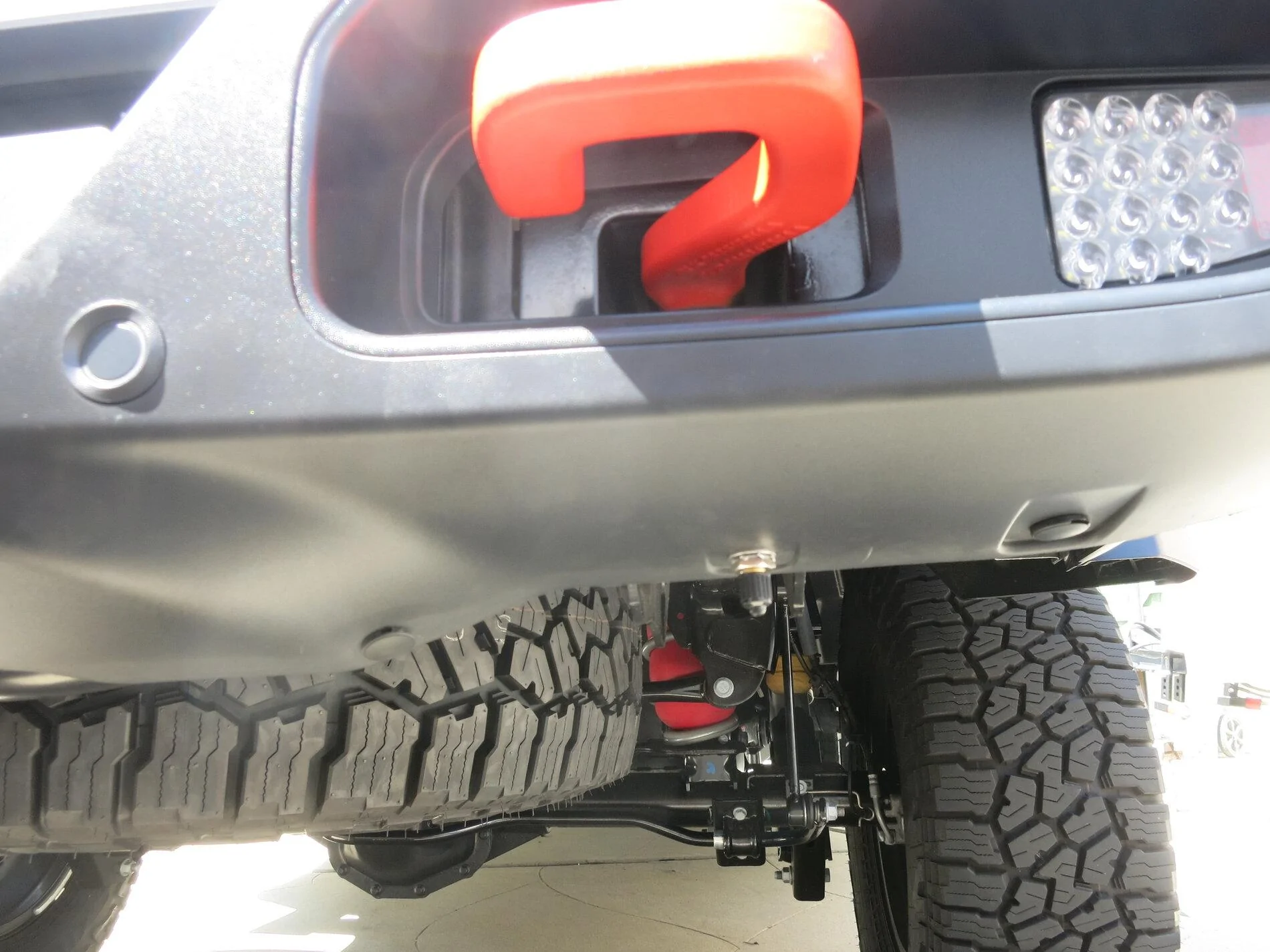 Jeep Gladiator AirLift rear bag system - info you need to know IMG_3882