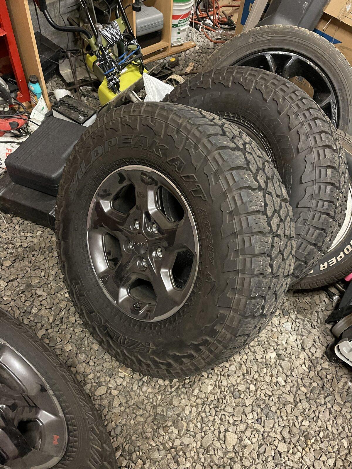 Jeep Gladiator Rubicon Falcon Wildpeak Wheels and Tire Take Off For Sale 850$ OBO Tires2