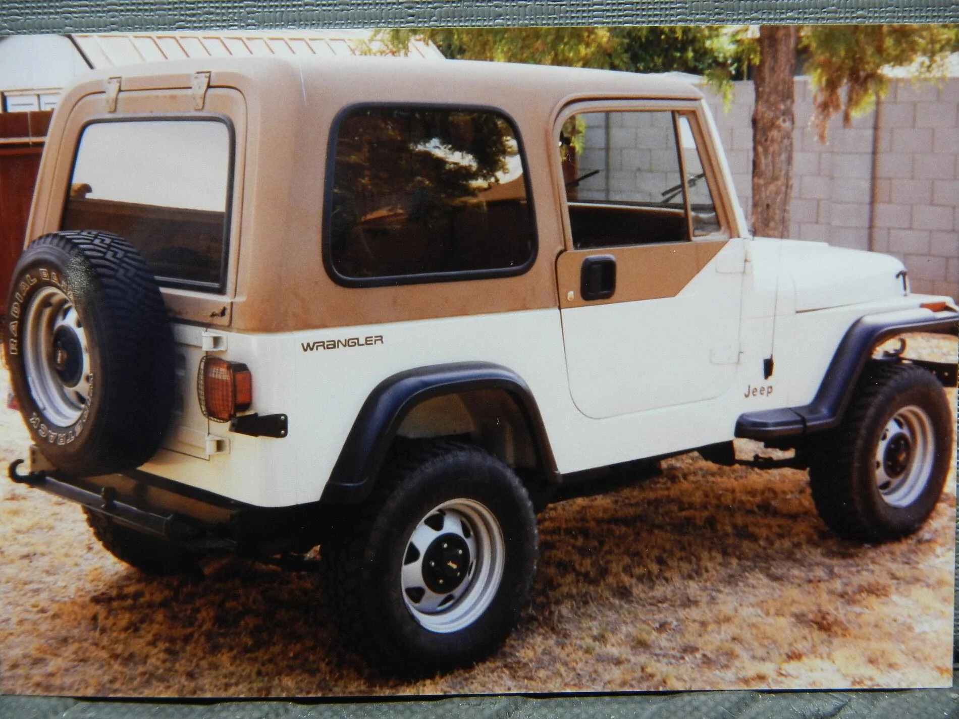 Jeep Gladiator Stickers and decal pics! DSCN7924