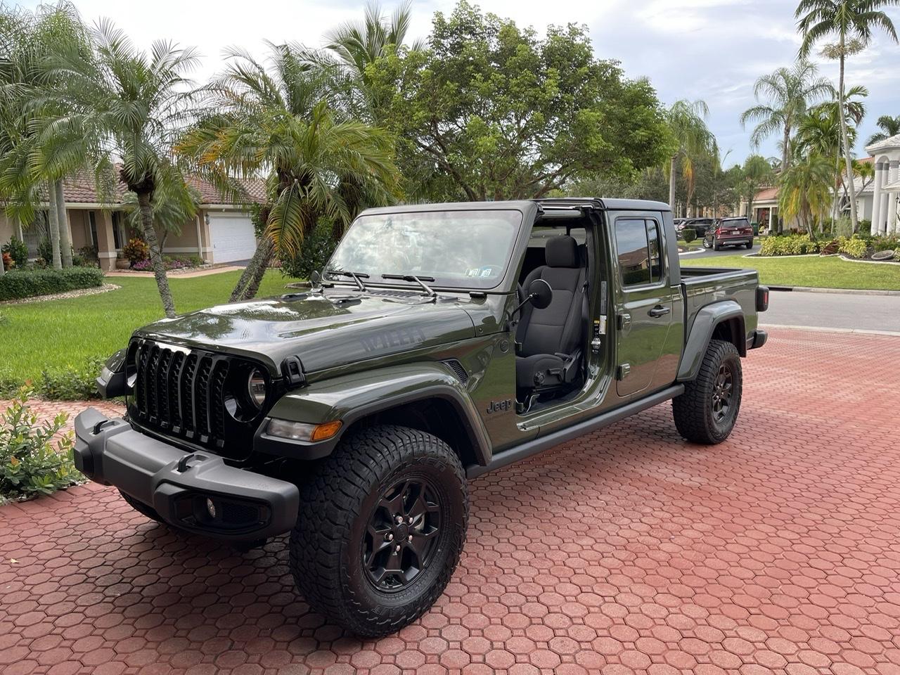 Jeep Gladiator The Philistine thread - non-lifted Gladiators and not likely to be, either 99E49A66-98D9-42A1-B743-E72679814F9C