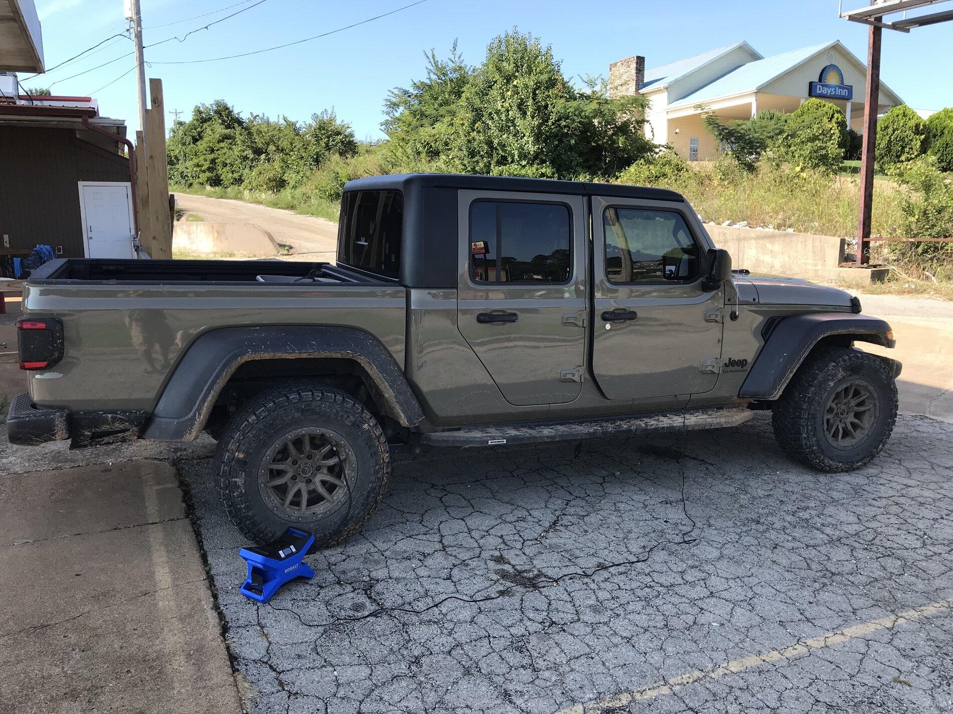 Jeep Gladiator What did you do WITH your Gladiator today? 0CABA0E7-621E-4402-B1BB-7CF326E6C590