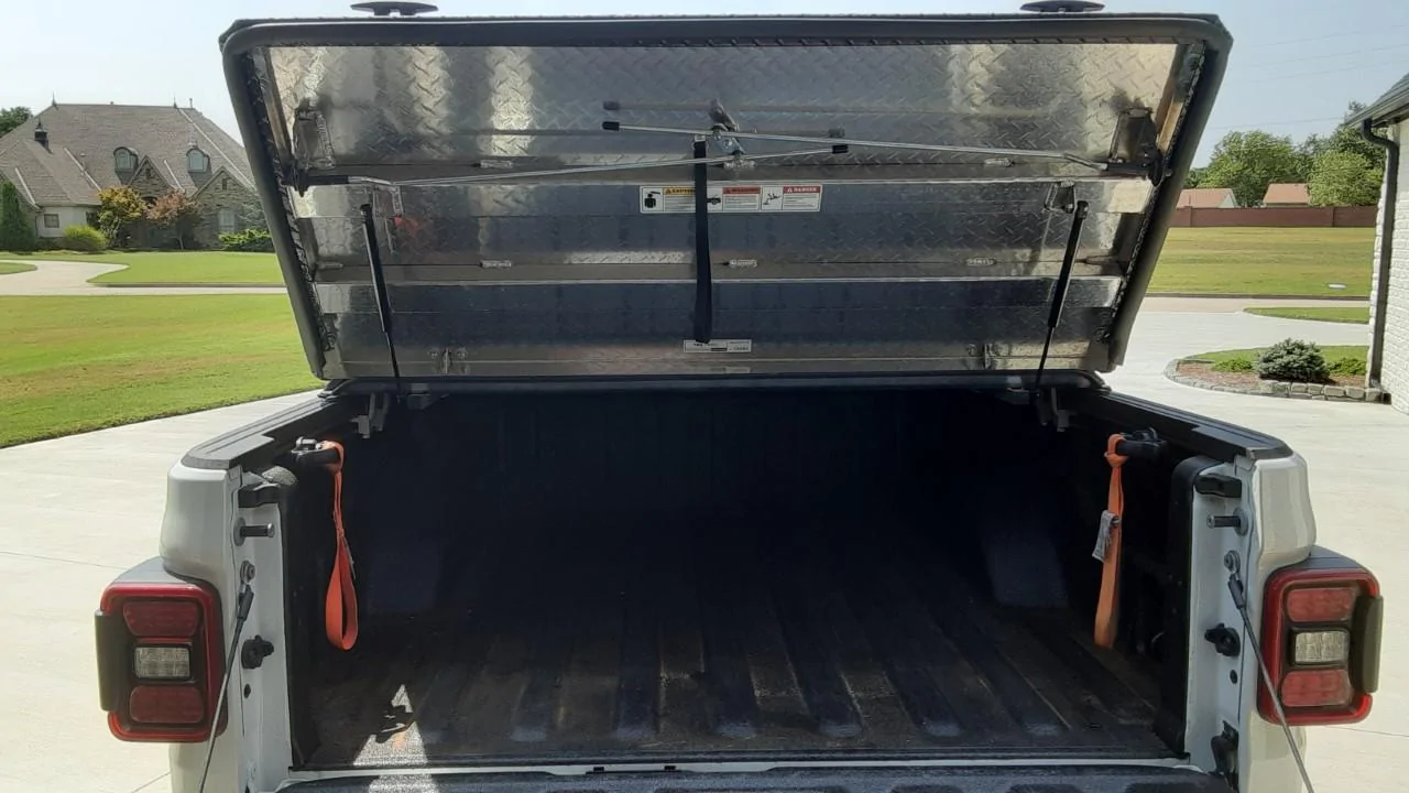 Jeep Gladiator DiamondBack HD Bed Cover $1200 thumbnail_20210903_134923
