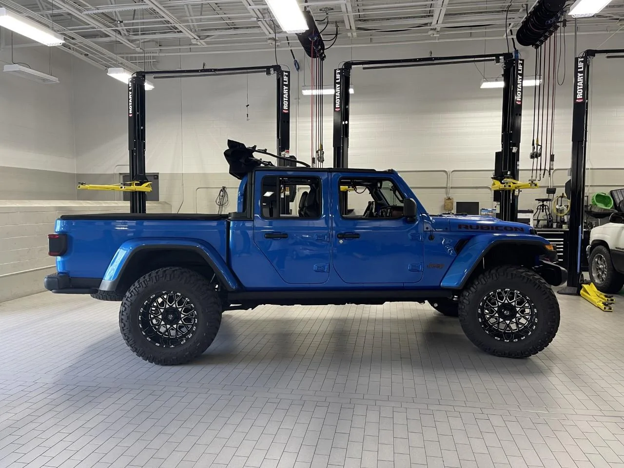 Jeep Gladiator Lets see all those Gladiators with lifts and bigger tires! thumbnail_IMG_4311