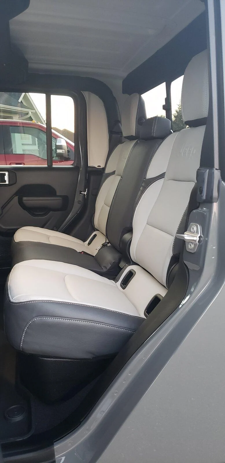 Jeep Gladiator Katzkin Experience Thread JEEP Back Seat