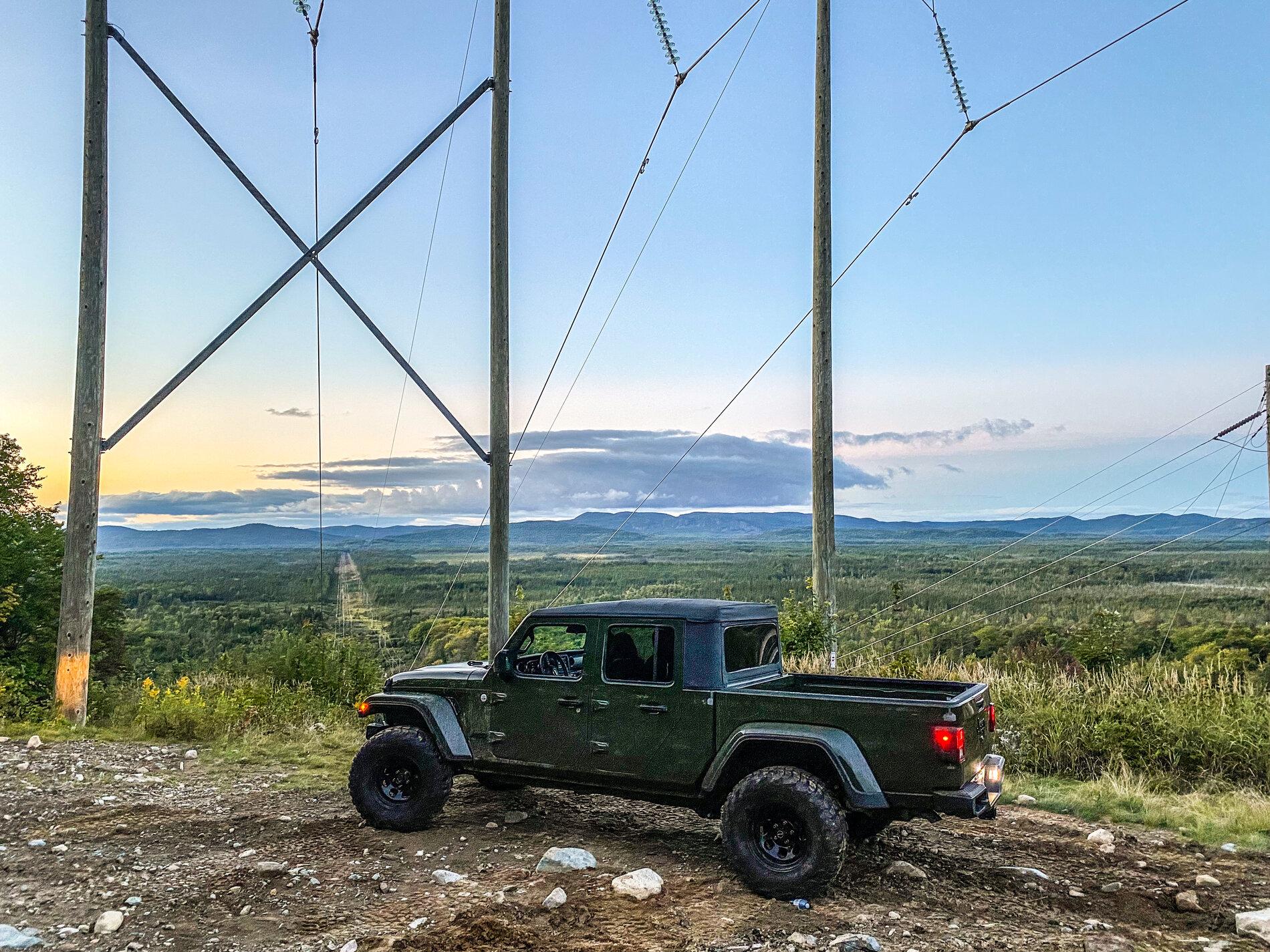 Jeep Gladiator SARGE GREEN Gladiator club CD6EFA0D-5AA9-4982-869D-415E1D56F4AA