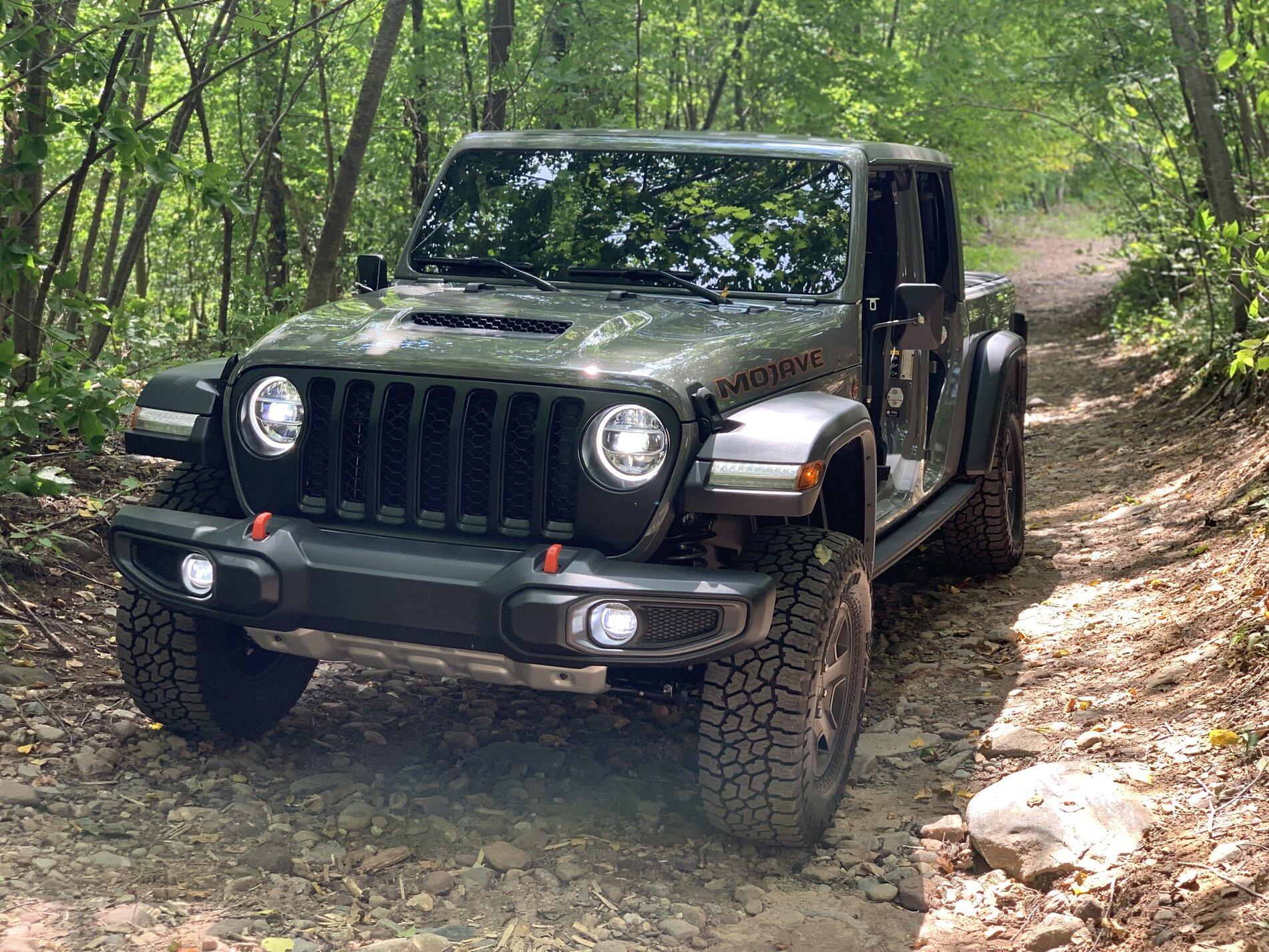 Jeep Gladiator MOJAVE Edition Gladiator JT Club 0D231F61-0364-4FD2-8DA4-2738C785C08D